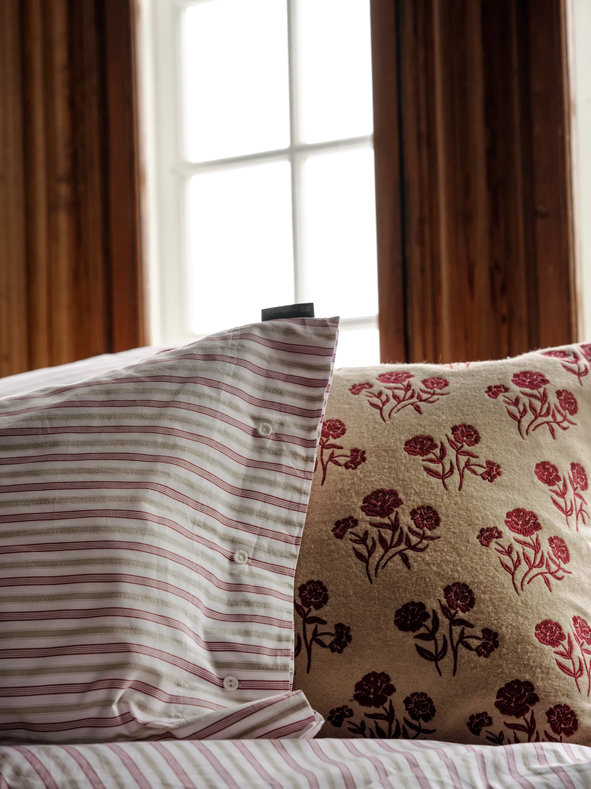 Federa in popeline di cotone a righe Dobby 50x60 cm, Rosso-beige-bianco Lexington