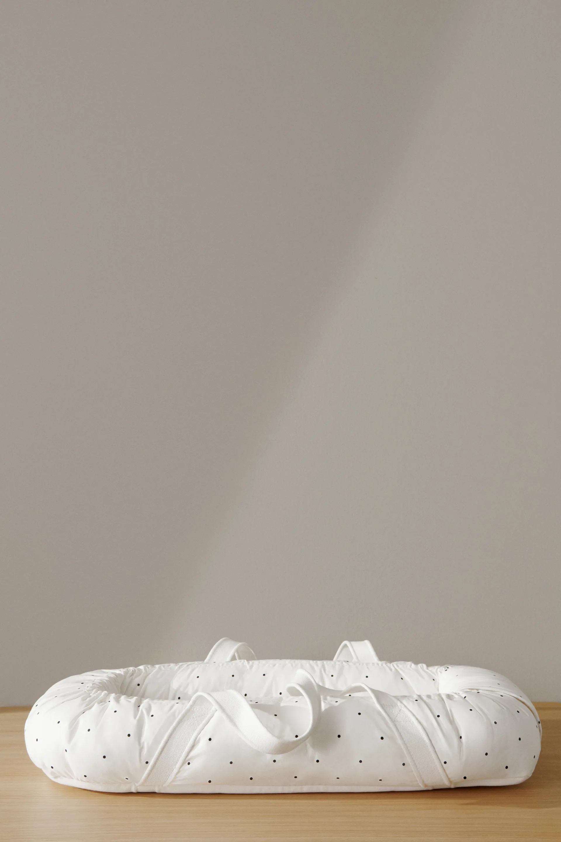 Babynest Gro printed , Classic dot creme de la creme Liewood