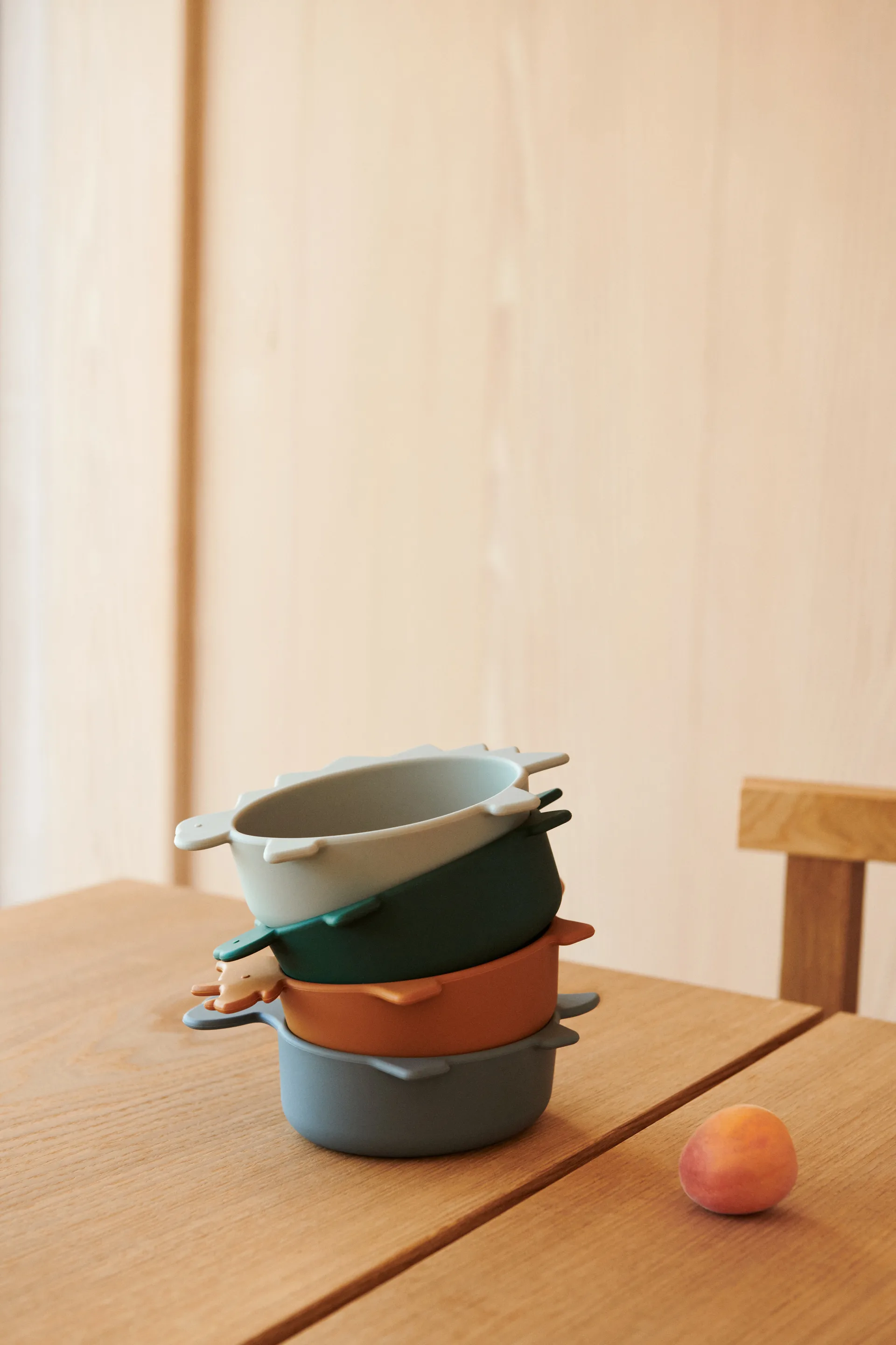 Ciotola in silicone Iggy 4 pezzi, Dino blue multi mix Liewood