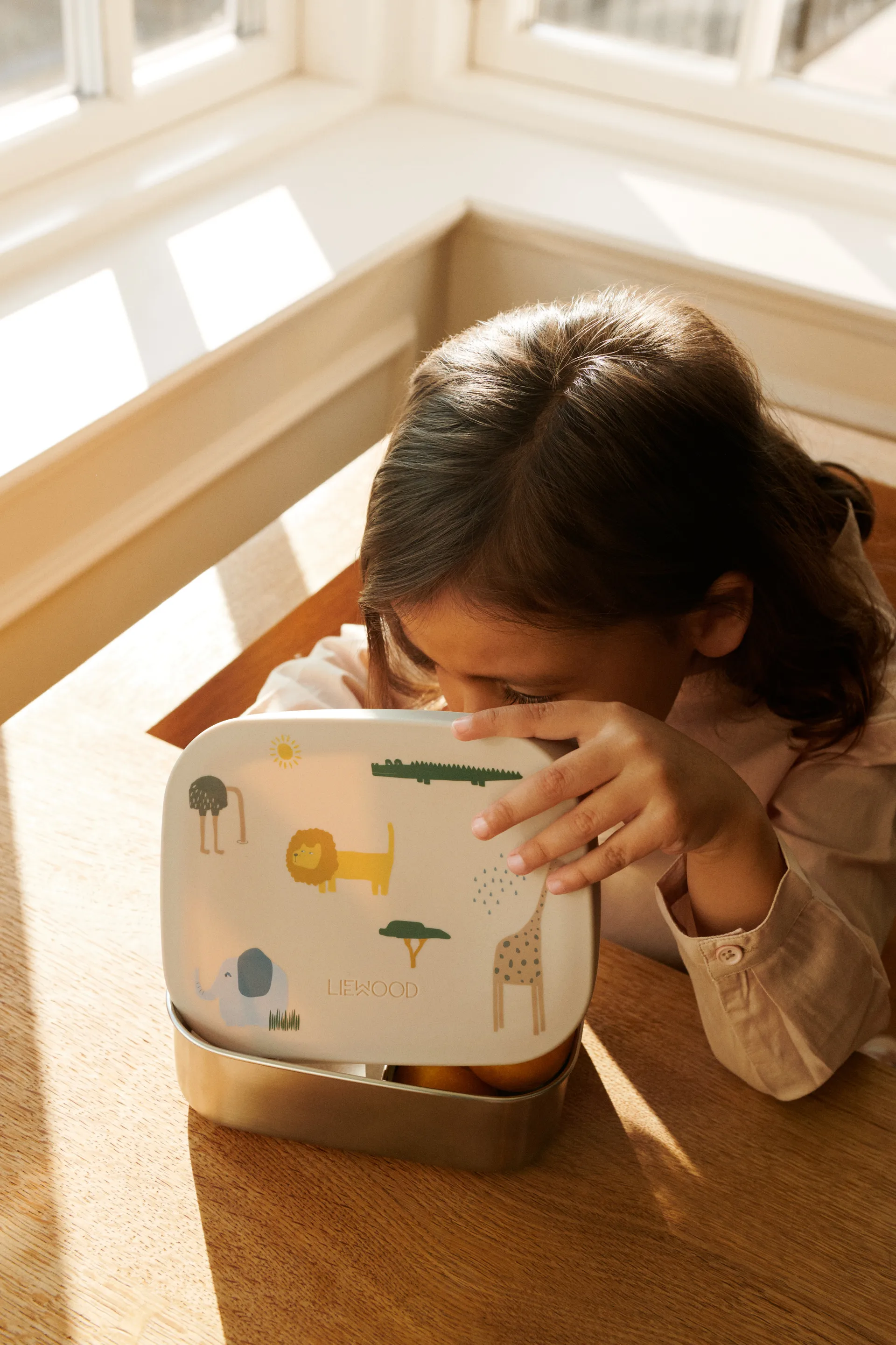 Lunch box Arthur 13,5x17 cm, Safari sandy mix Liewood