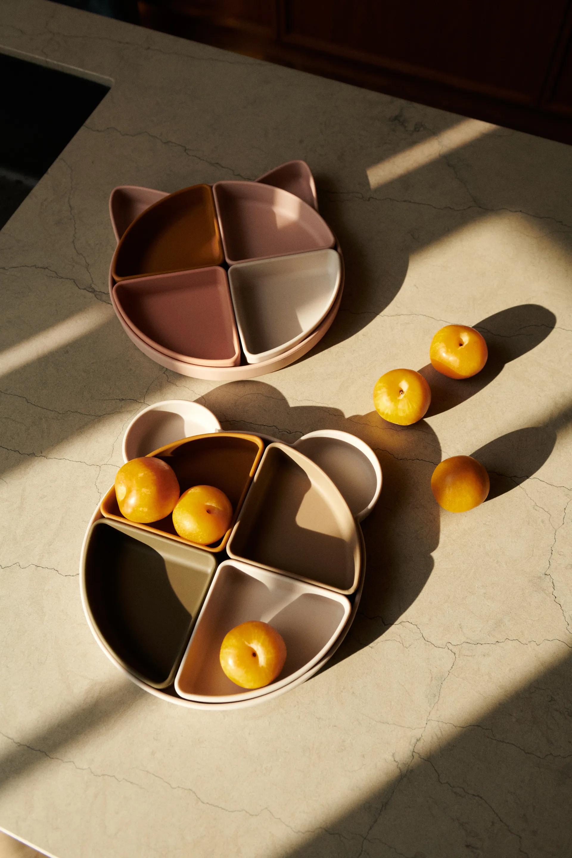 Piatto per bambini Arne + 4 ciotole, Cat rose multi mix Liewood