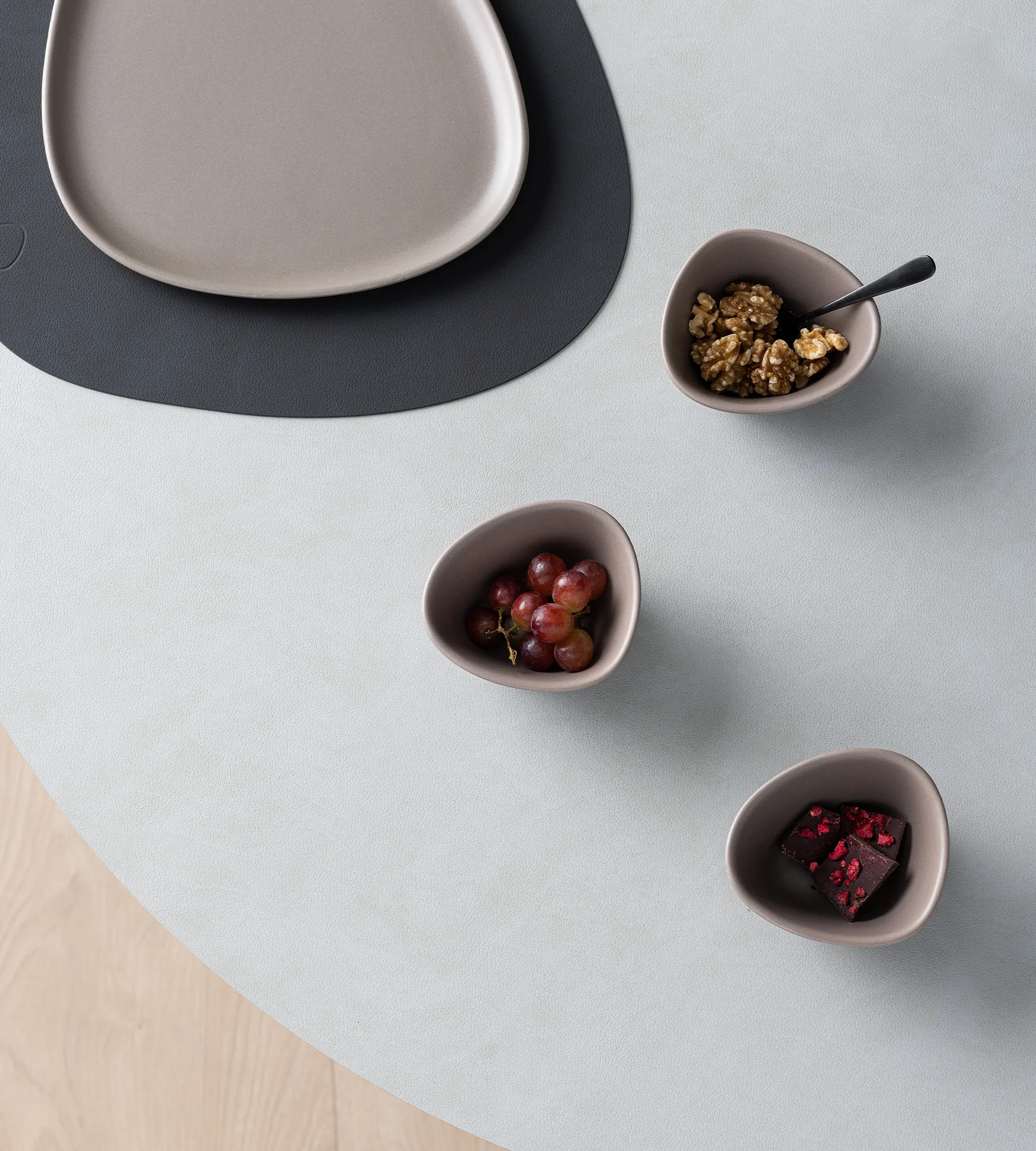 Curve Ciotola in Gres S 10x11 cm, Warm grey LIND DNA