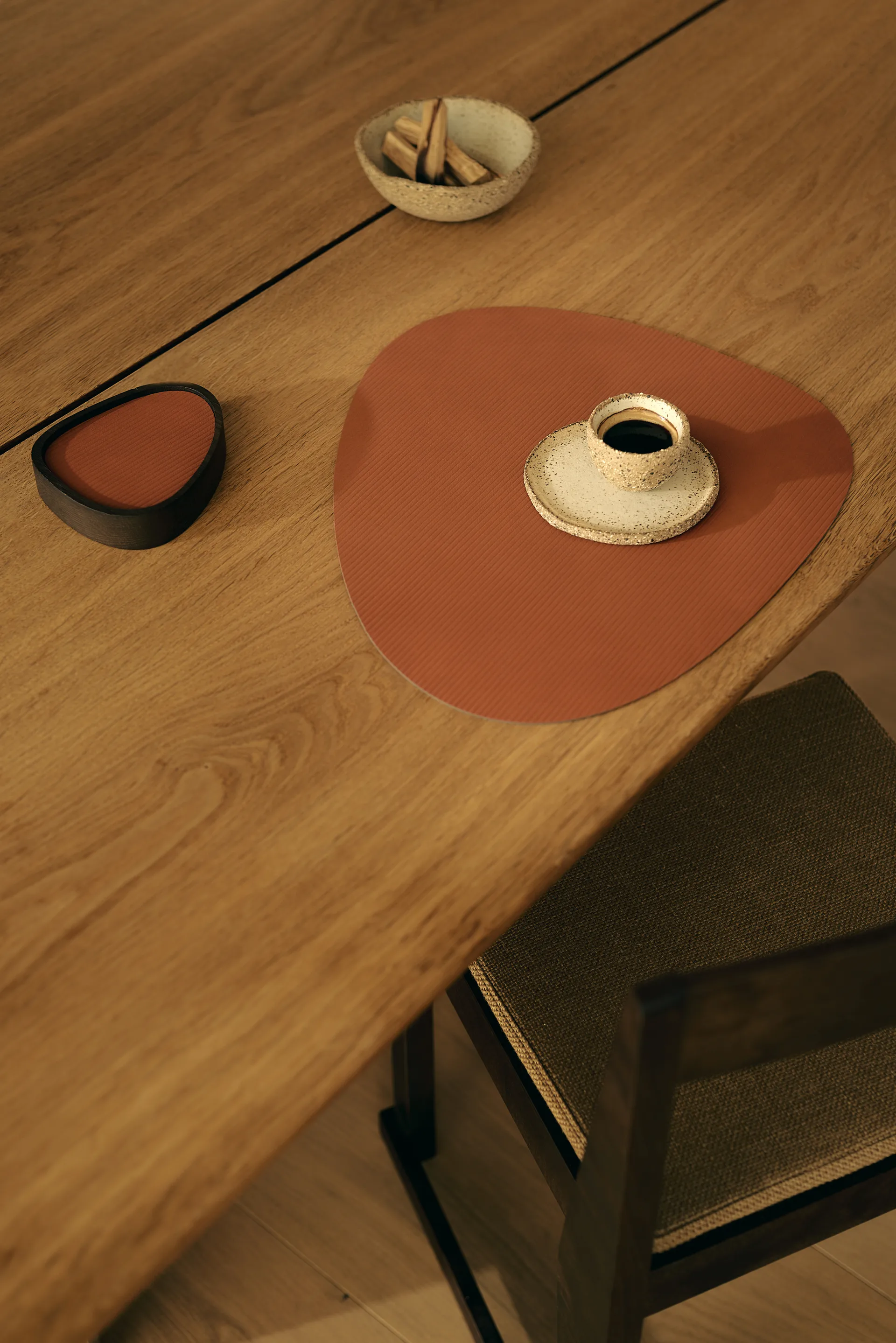 Sottobicchiere curvo Corduroy, Ruggine LIND DNA