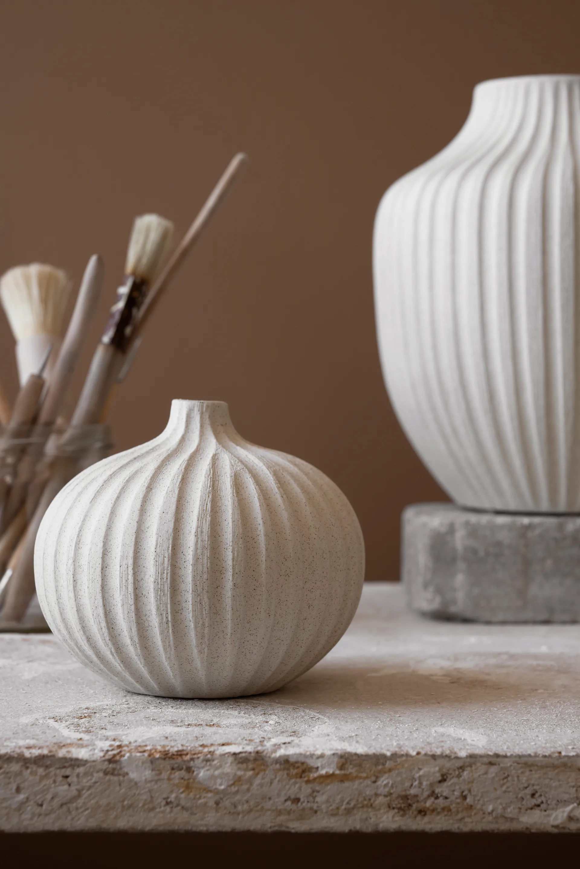 Vaso Bari, Sand white light deep line, L Lindform