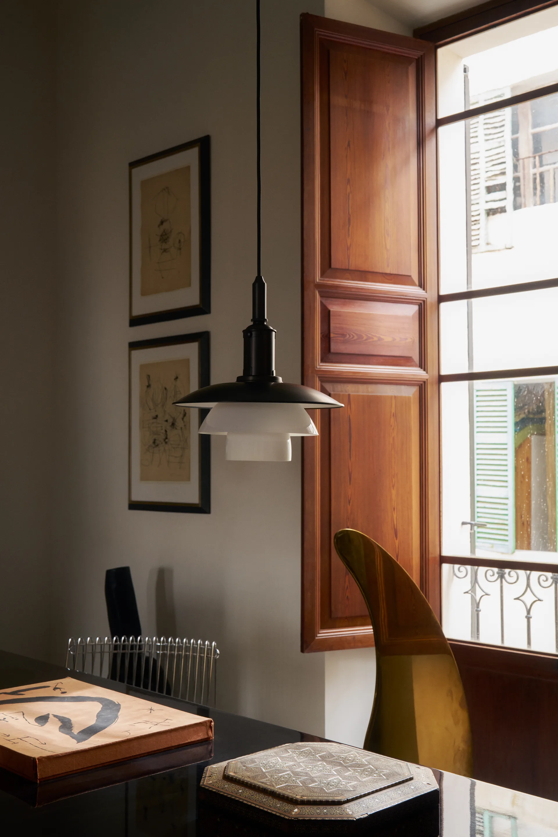 Lampada a sospensione PH 3/3 Luna, Aged brass-vetro opale Louis Poulsen