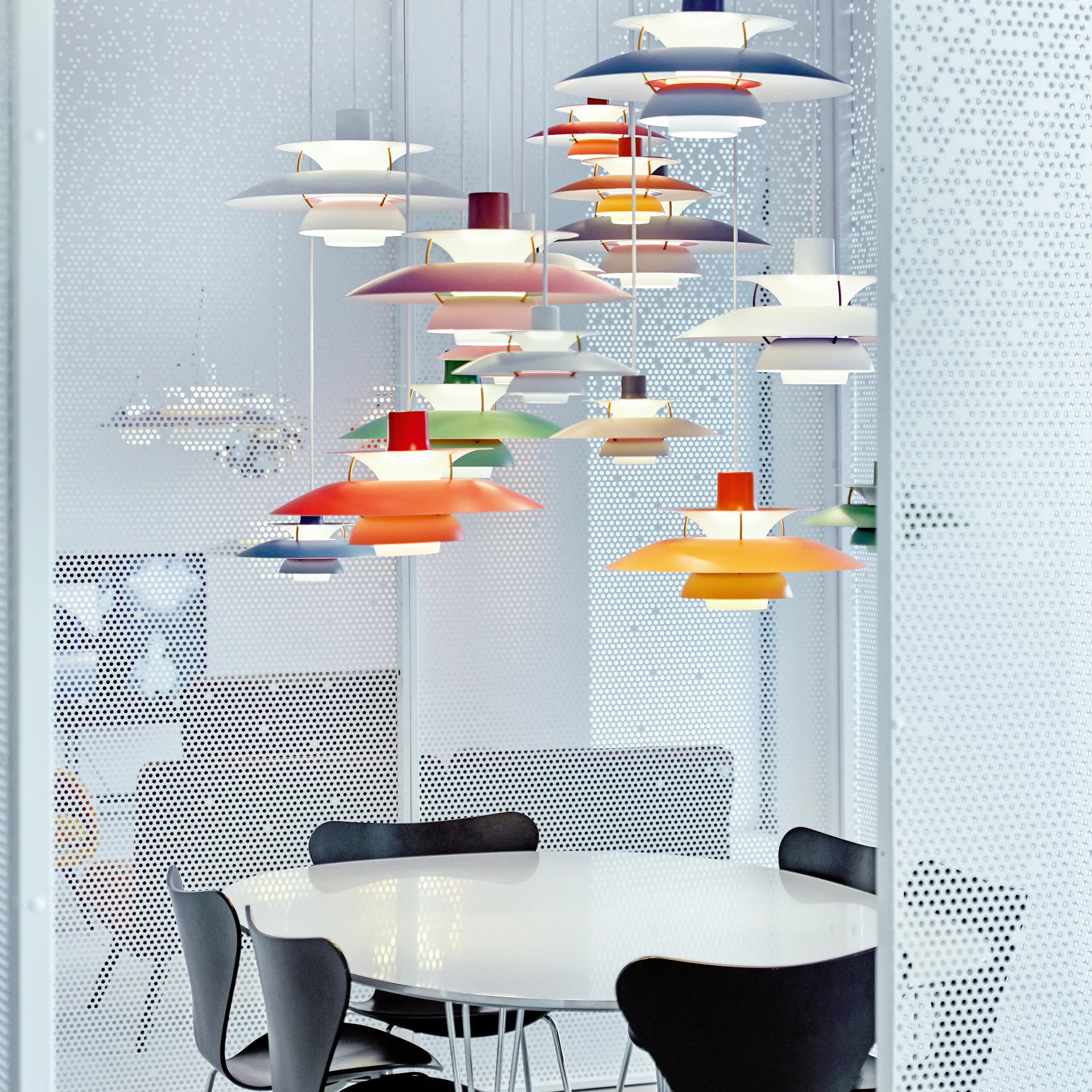 Lampada a sospensione PH 5 , Ø300, Rosso Louis Poulsen