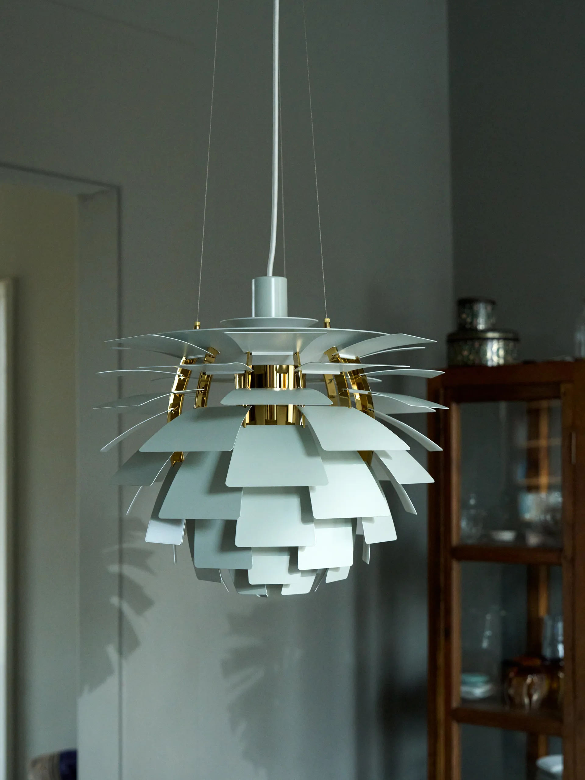 Lampada a sospensione PH Artichoke Ø 48 cm, Dusty green-brass metallised Louis Poulsen