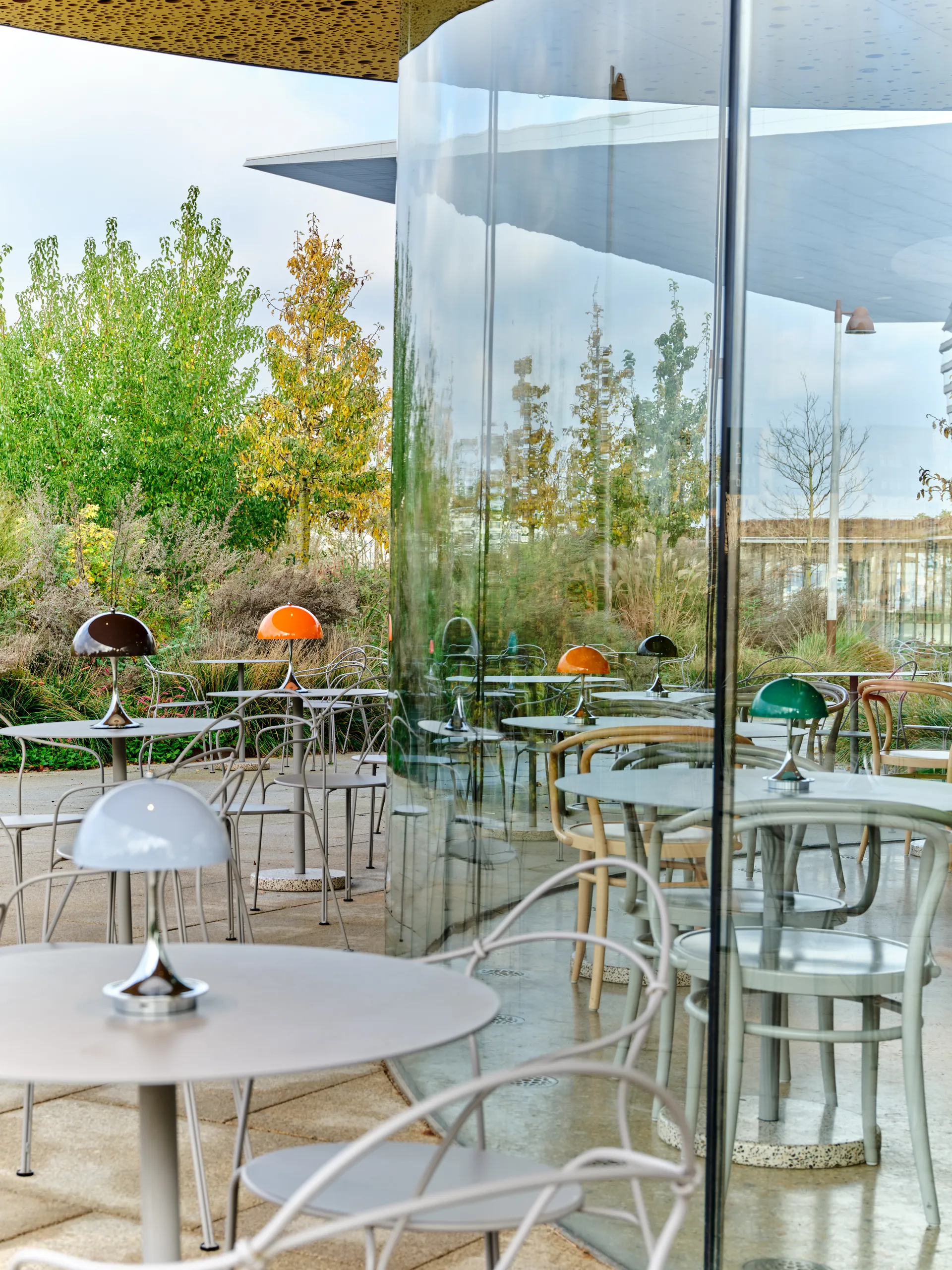 Lampada da tavolo Panthella 160 Portable v3, Original Opal Orange Louis Poulsen