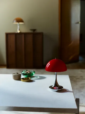 Lampada da tavolo Panthella 160 Portable v3 - Original Opal Red - Louis Poulsen