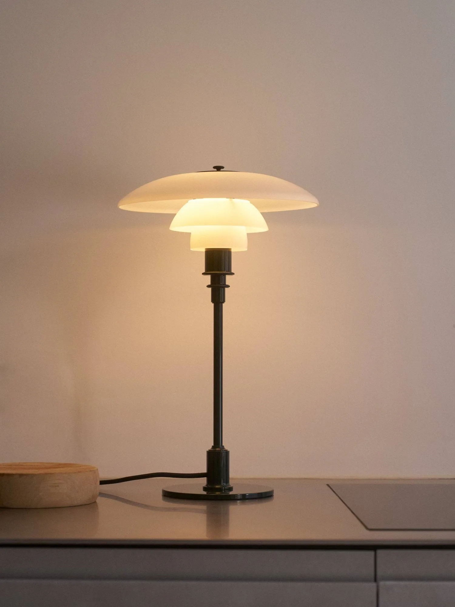 Lampada da tavolo PH 2/1, Verde intenso lucido Louis Poulsen