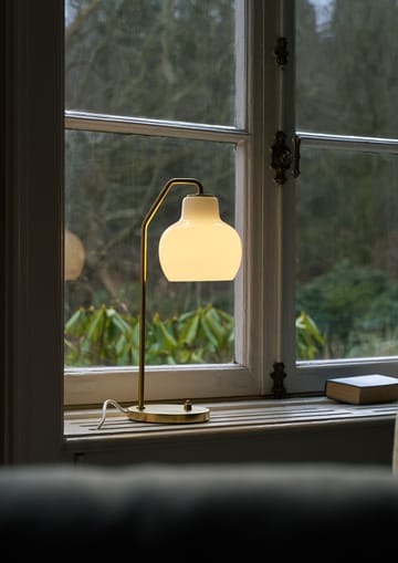 Lampada da tavolo VL Ring Crown Ø15 cm - Ottone-vetro opale - Louis Poulsen