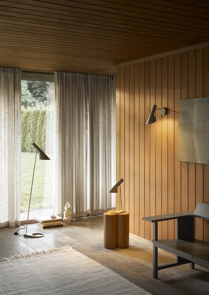 Lampada da terra AJ, Brass-warm grey Louis Poulsen