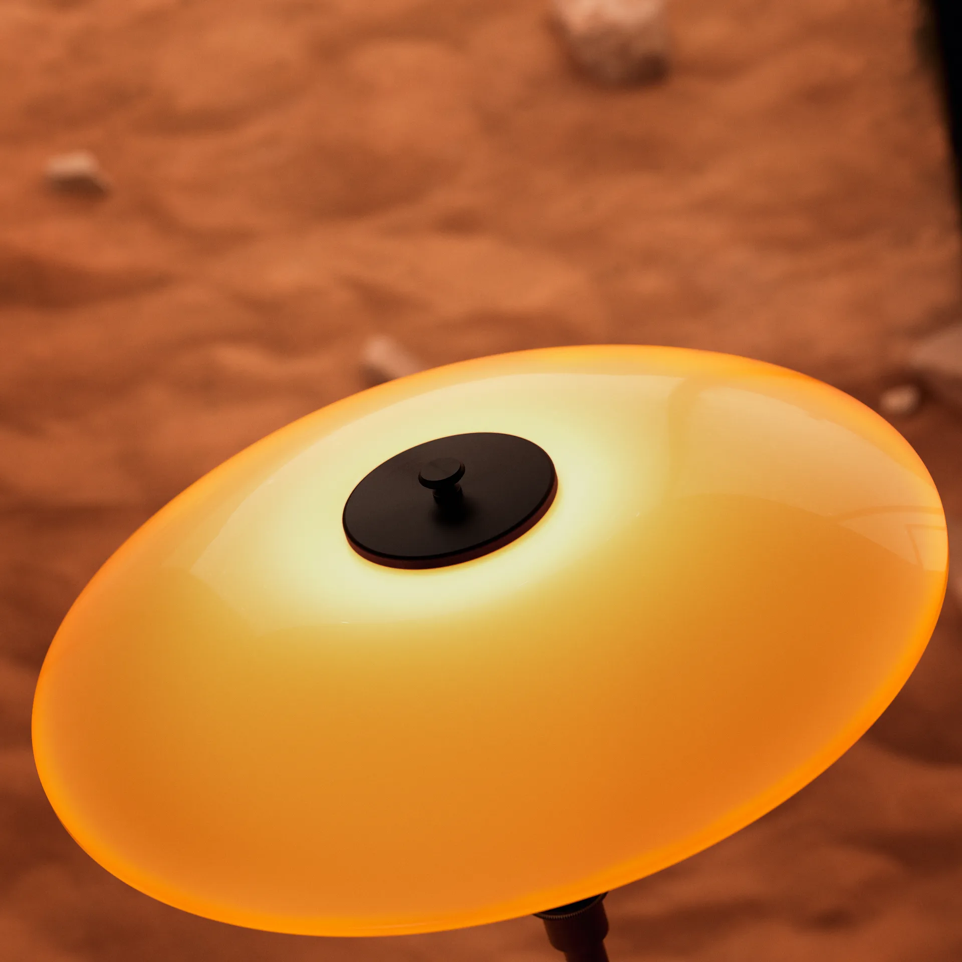 PH 3½-2½ lampada da terra Centenary Edition, Amber-opal white Louis Poulsen