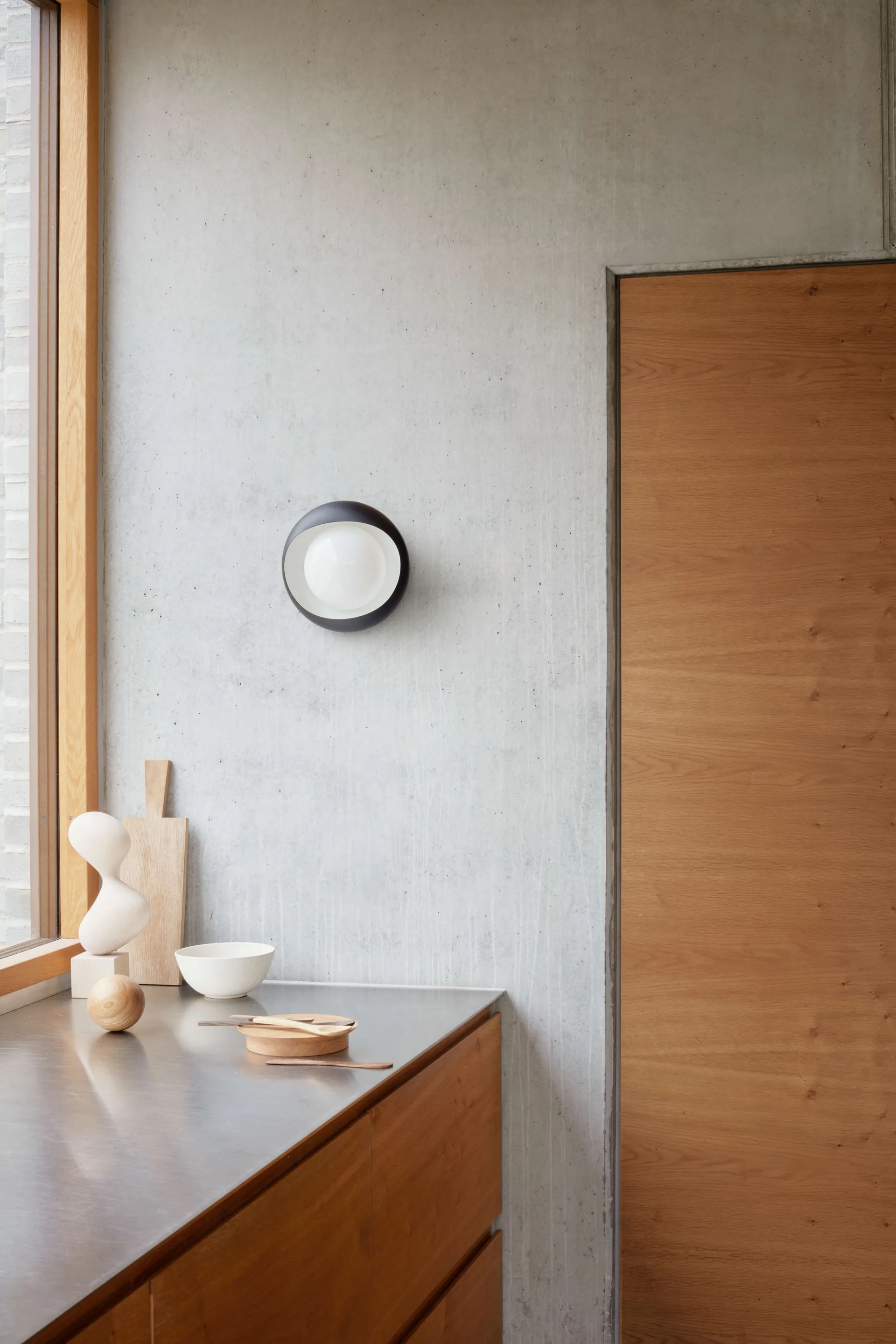 Lampada da parete Cornea 150, Black LYFA