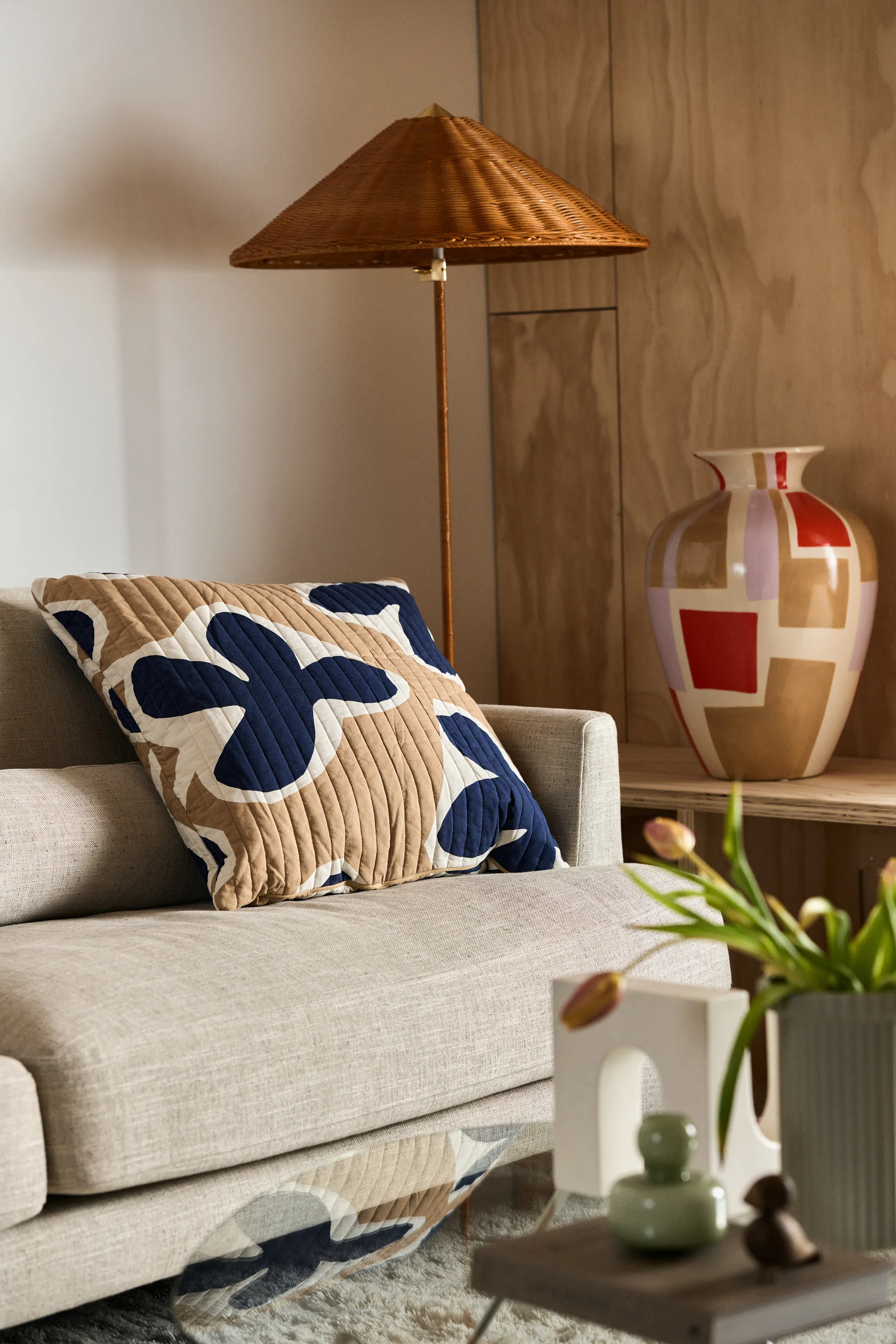 Cuscino Kevätkiuru 60x60 cm, Blu scuro-beige Marimekko