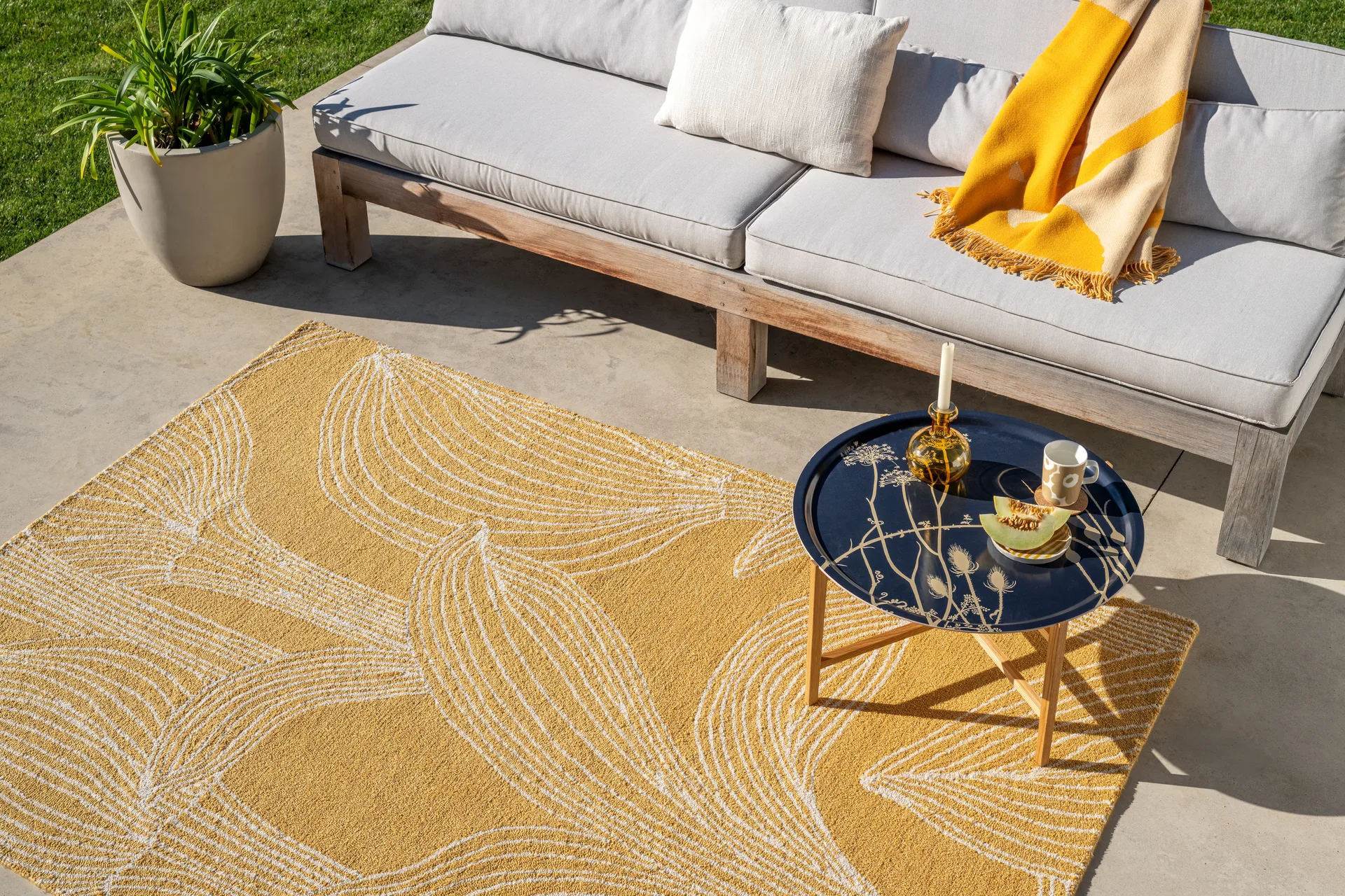 I fiori sbocciano opaco outdoor, Straw, 250x350 cm Marimekko