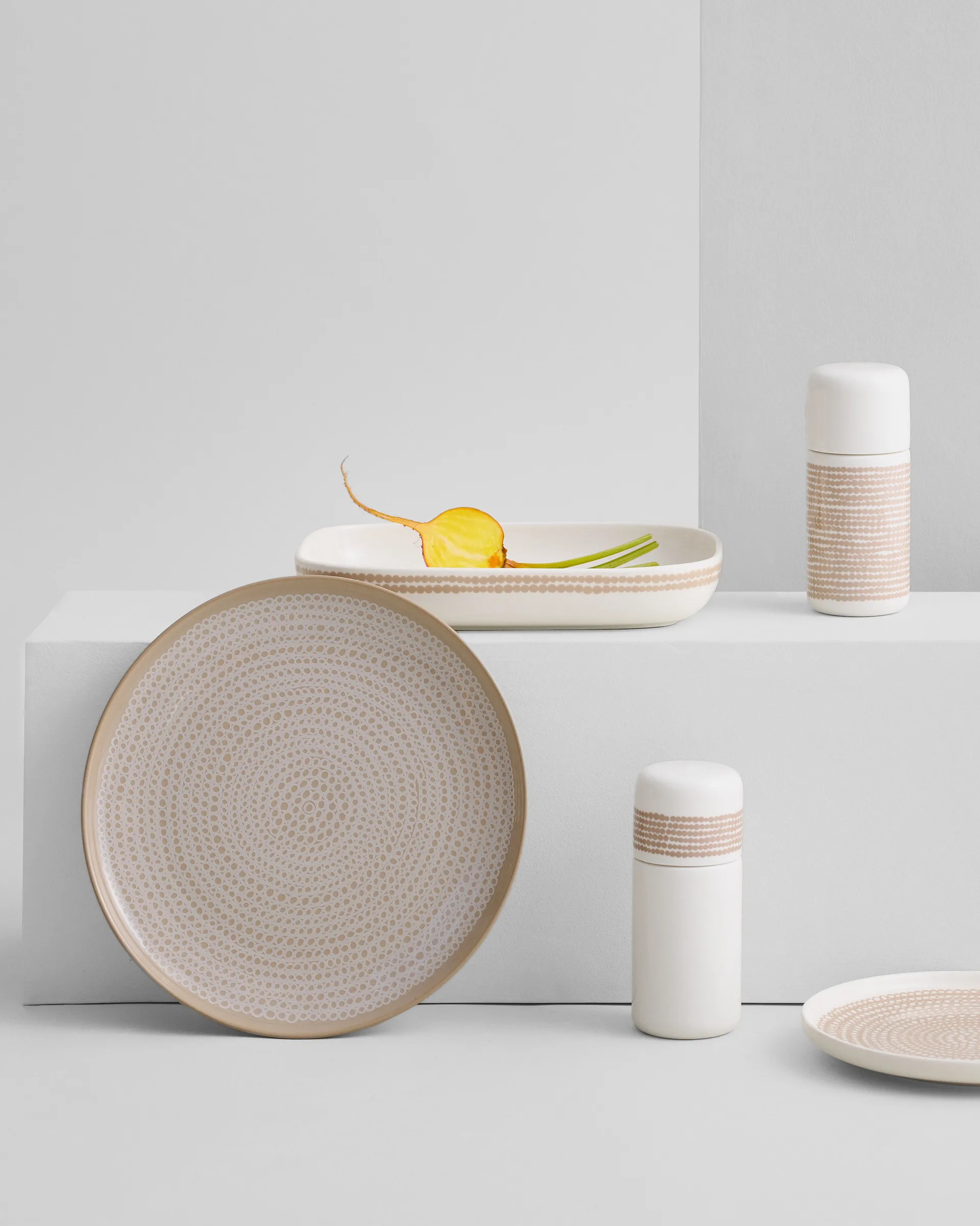 Piatto Siirtolapuutarha 18x25 cm, Bianco-nero Marimekko