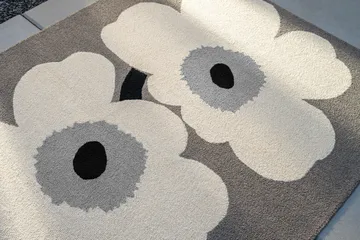 Tappeto da esterno Unikko anniversary - Grigio, 200x280 cm - Marimekko