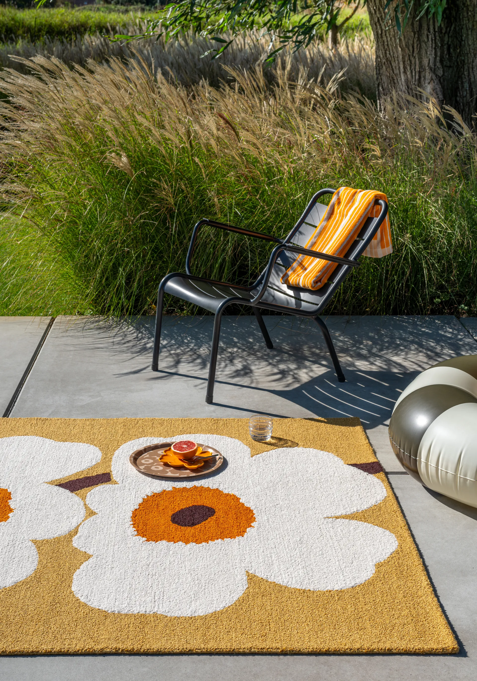 Tappeto da esterno Unikko anniversary, Honey, 200x280 cm Marimekko