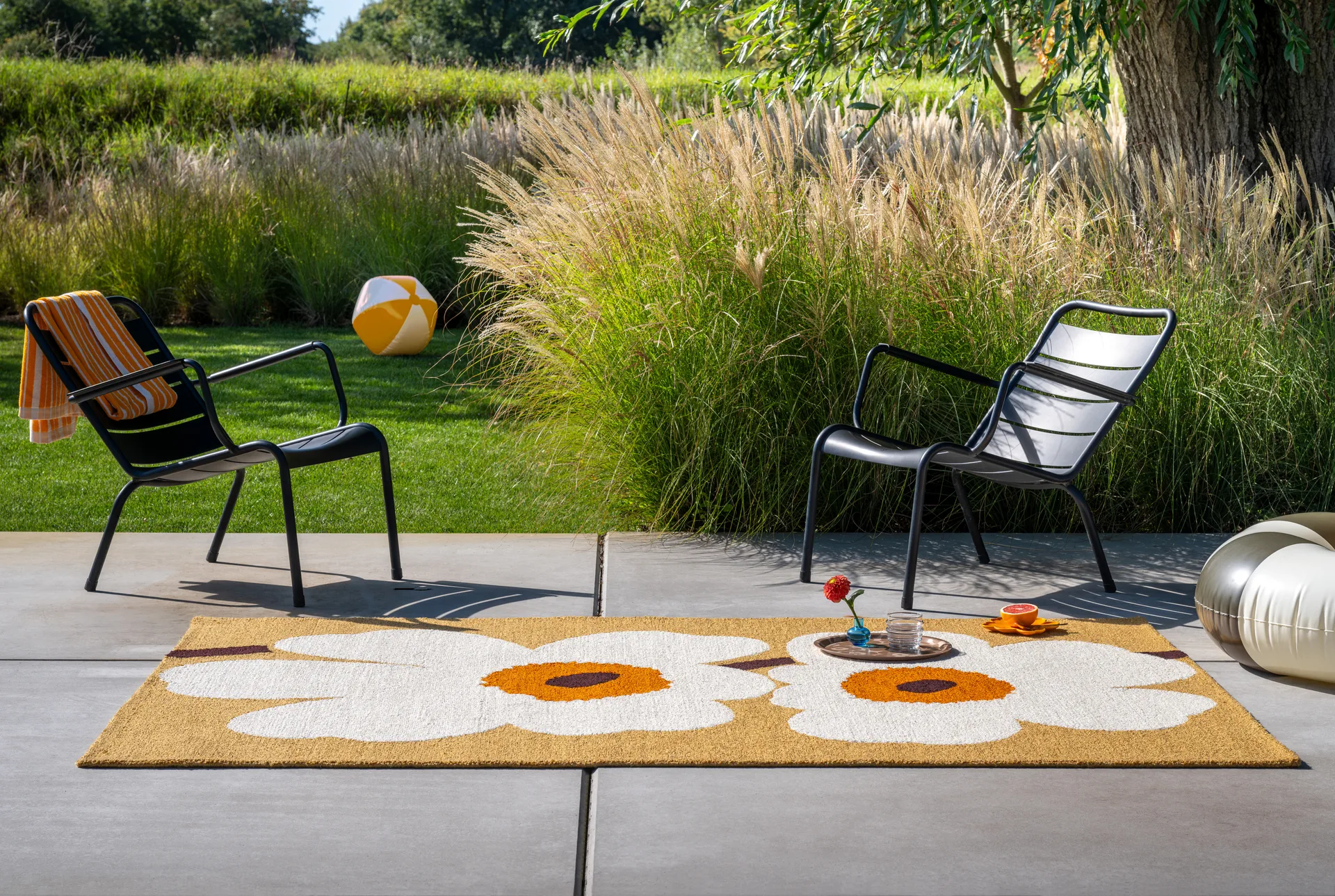 Tappeto da esterno Unikko anniversary, Honey, 250x350 cm Marimekko
