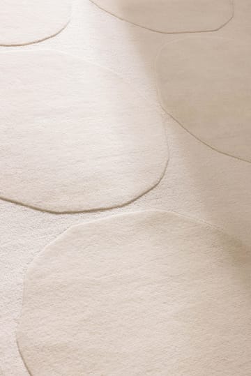 Tappeto in lana Isot Kivet - Bianco Naturale, 140x200 cm - Marimekko