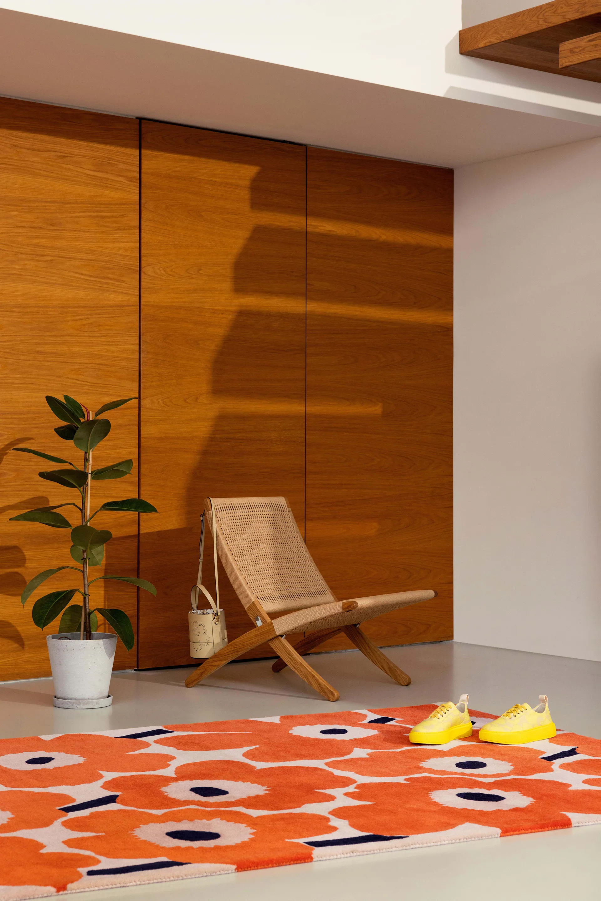 Tappeto in lana Unikko, Orange Red, 250x350 cm Marimekko