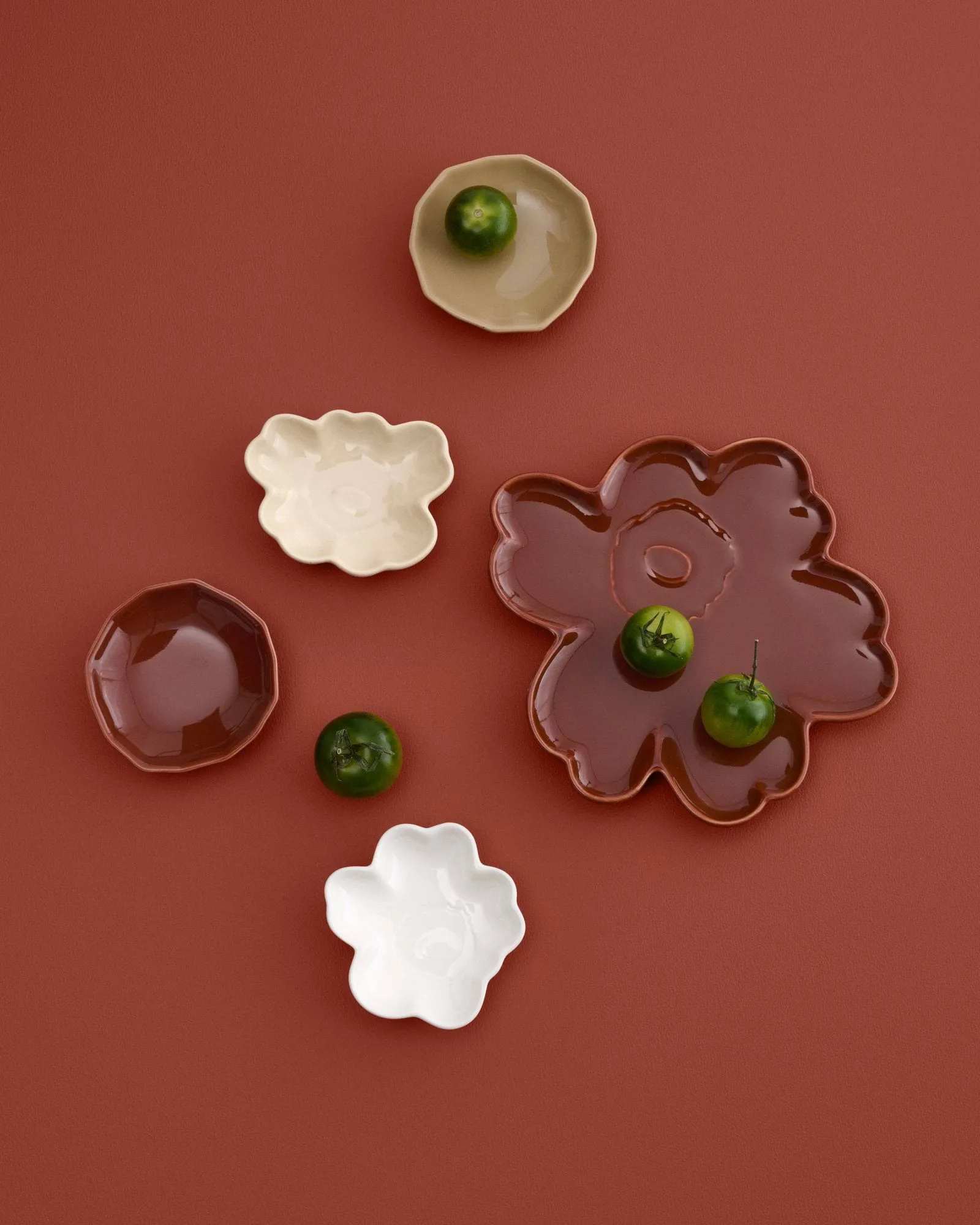 Unikko shape piatto, Castagno Marimekko