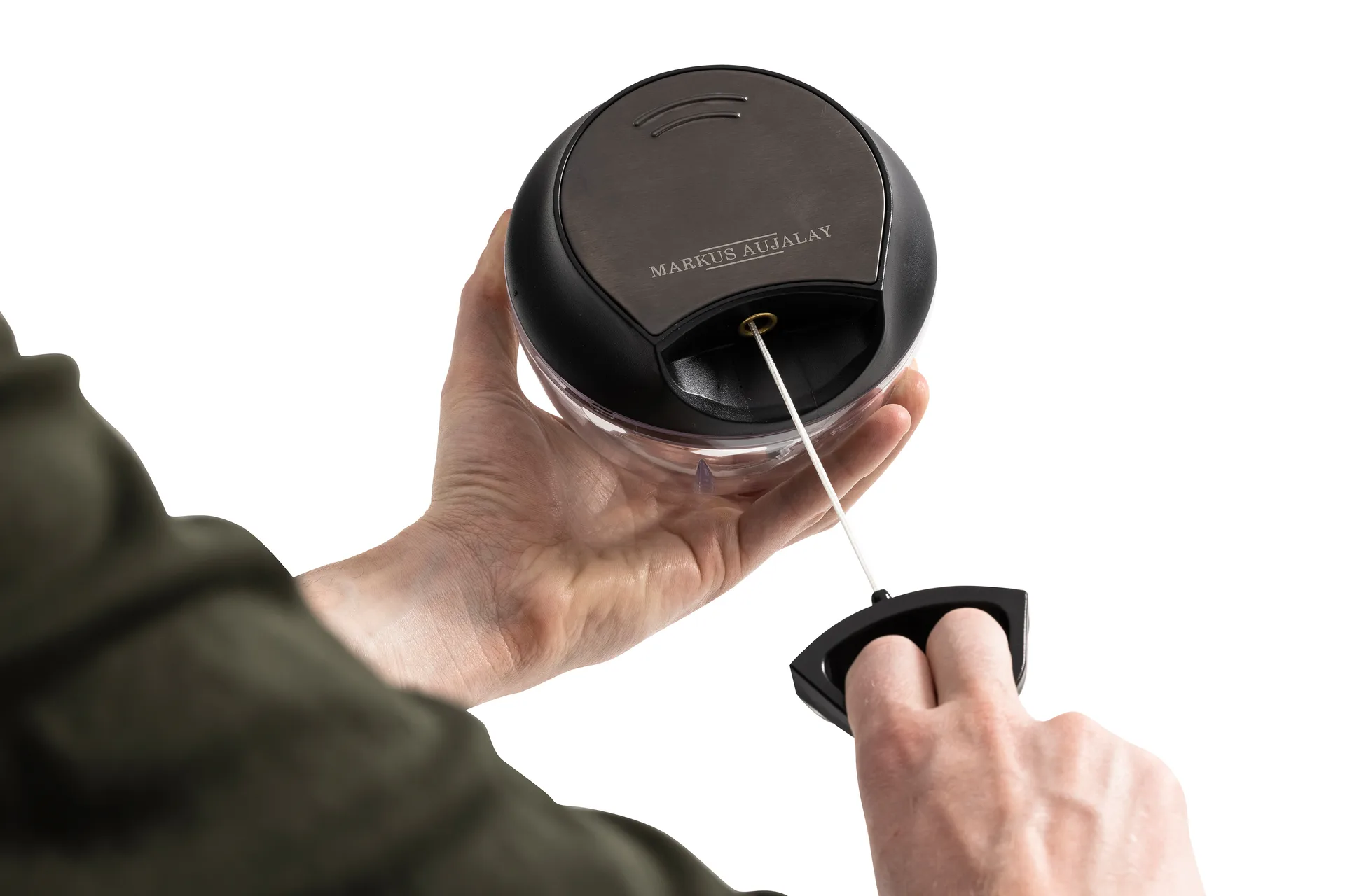 Trita cipolle Markus, Nero Markus Aujalay