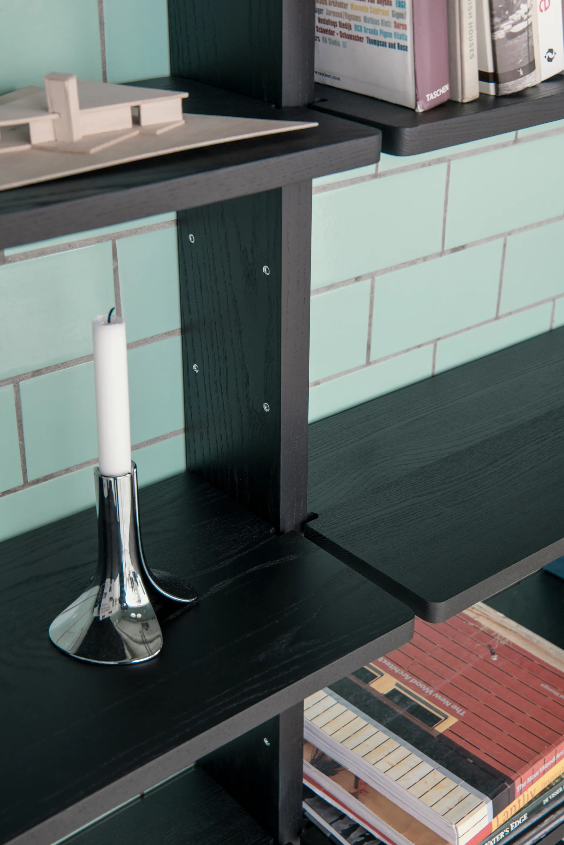 RIpiano Gridlock Shelf W800, Frassino tinto nero Massproductions