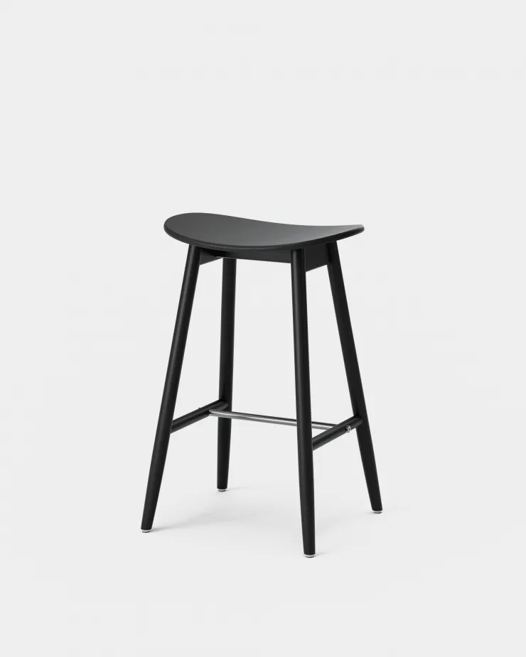 Sgabello da bar Icha 65 cm, Faggio tinto nero Massproductions