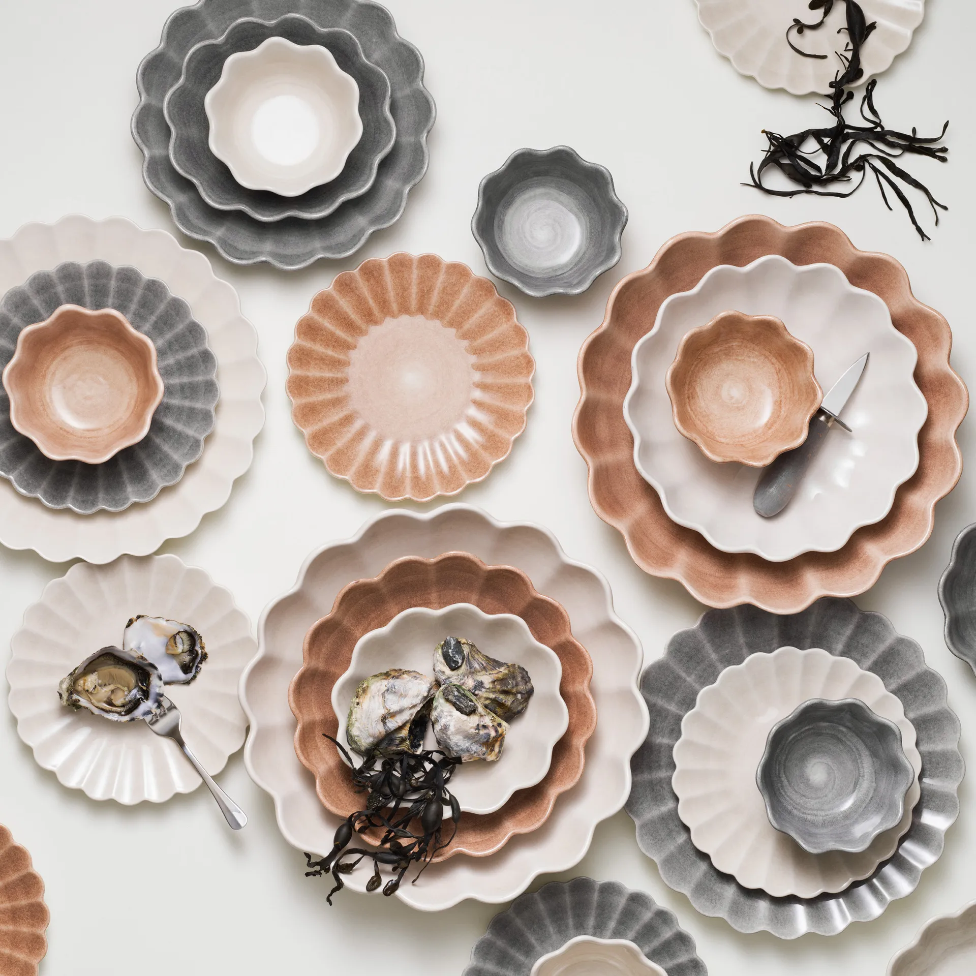 Piatto Oyster 28 cm, grigio Mateus