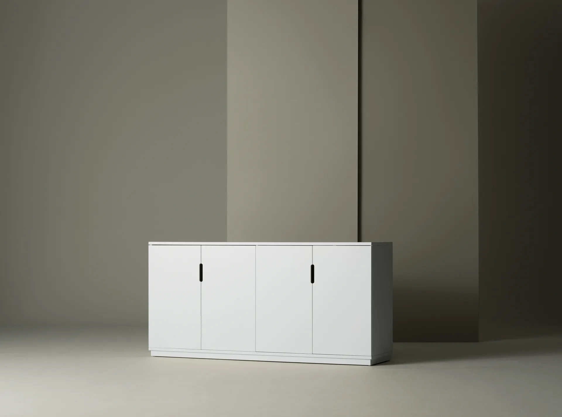 Credenza 77x160 cm Aoko , lacca bianca Mavis