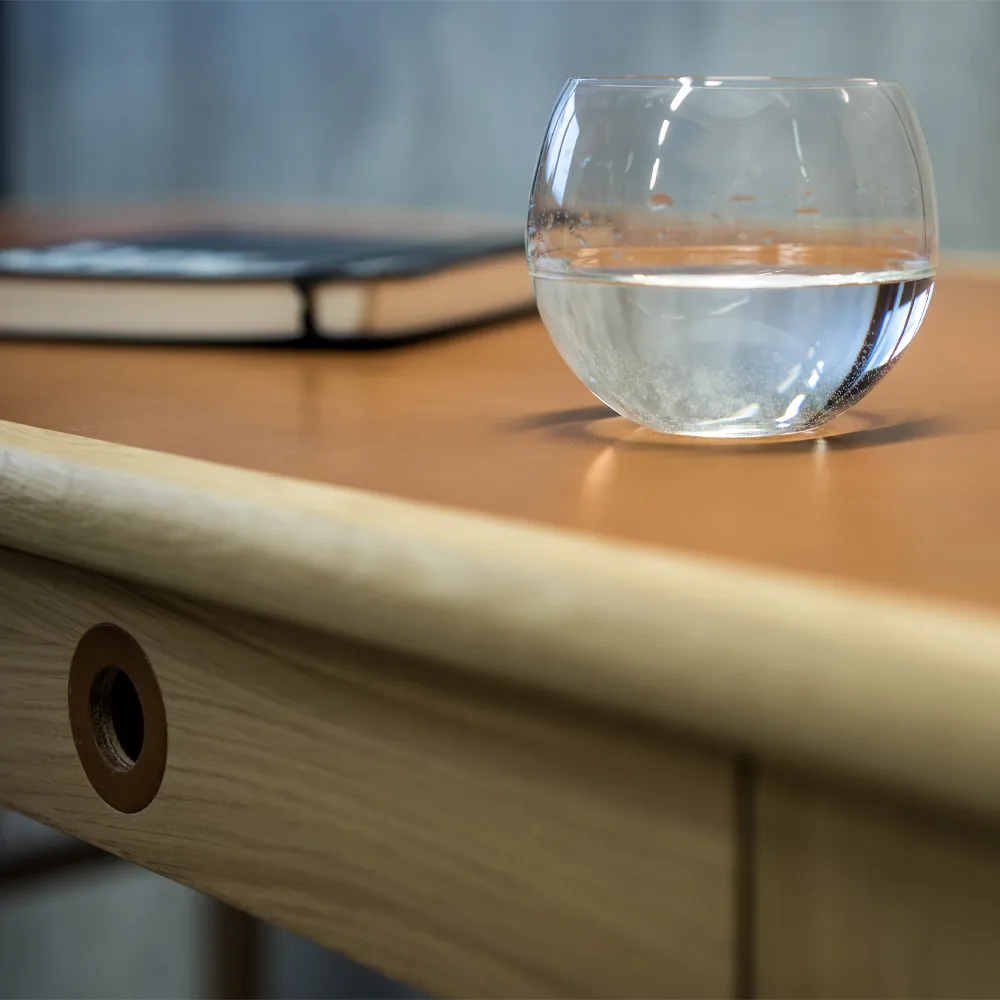 Scrivania Höllviken, grigio chiaro Mavis