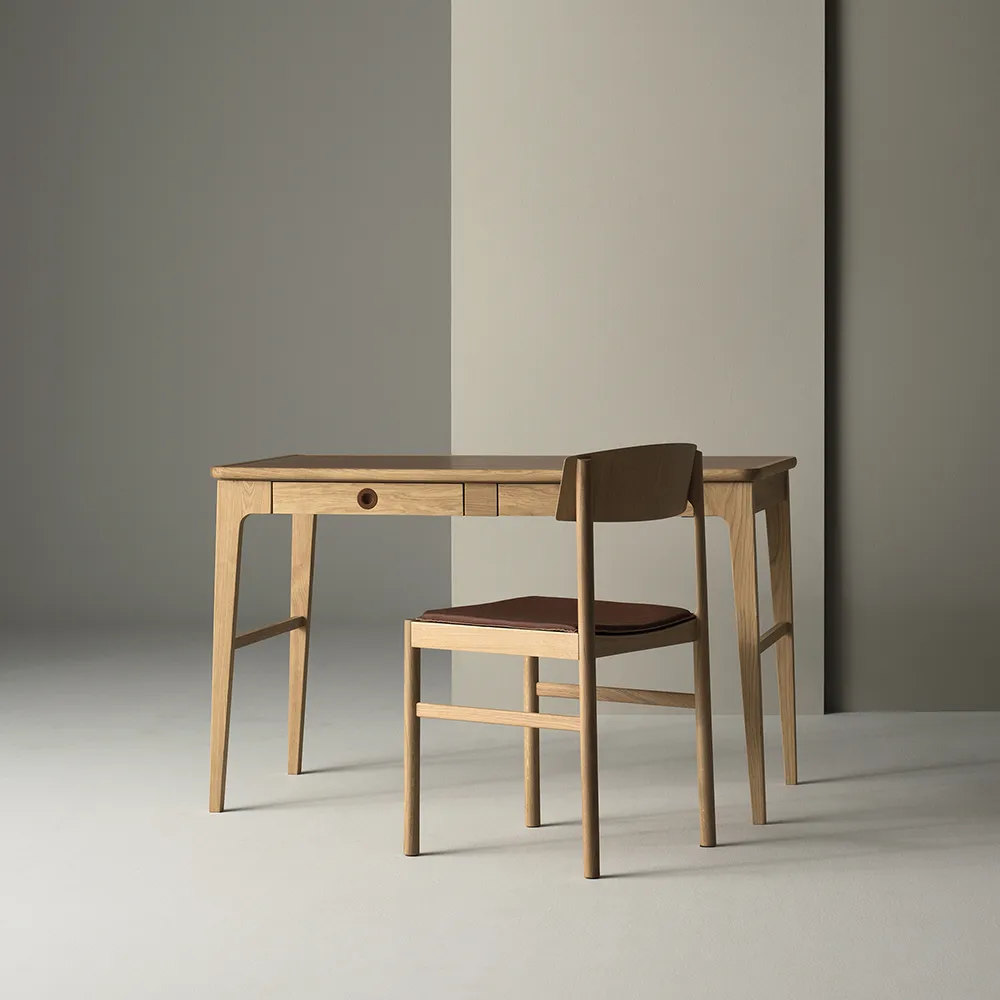 Sedia Rod, Rovere verniciato opaco pigmentato bianco Mavis