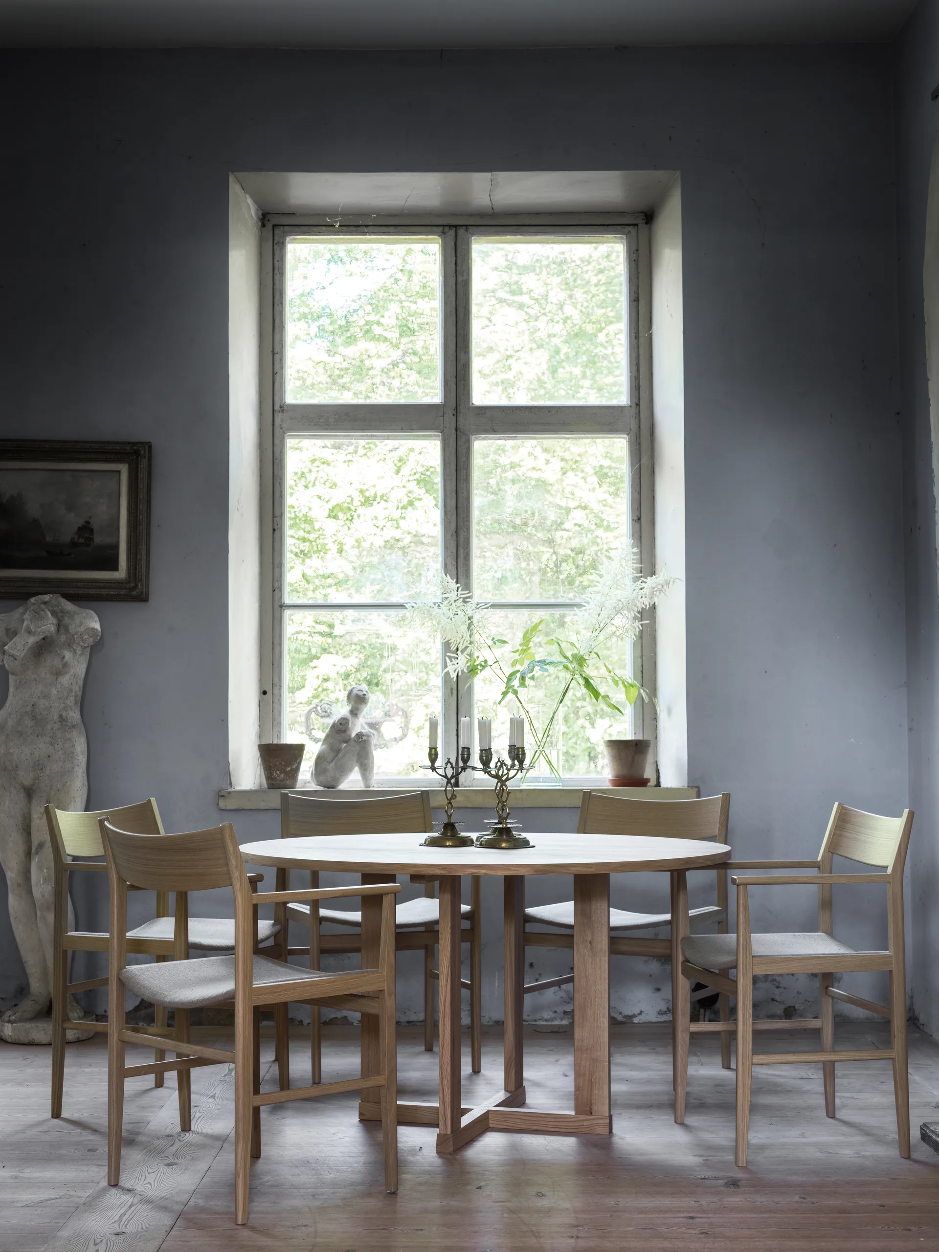 Tavolo Arv ⌀130 cm, Rovere verniciato opaco pigmentato bianco Mavis