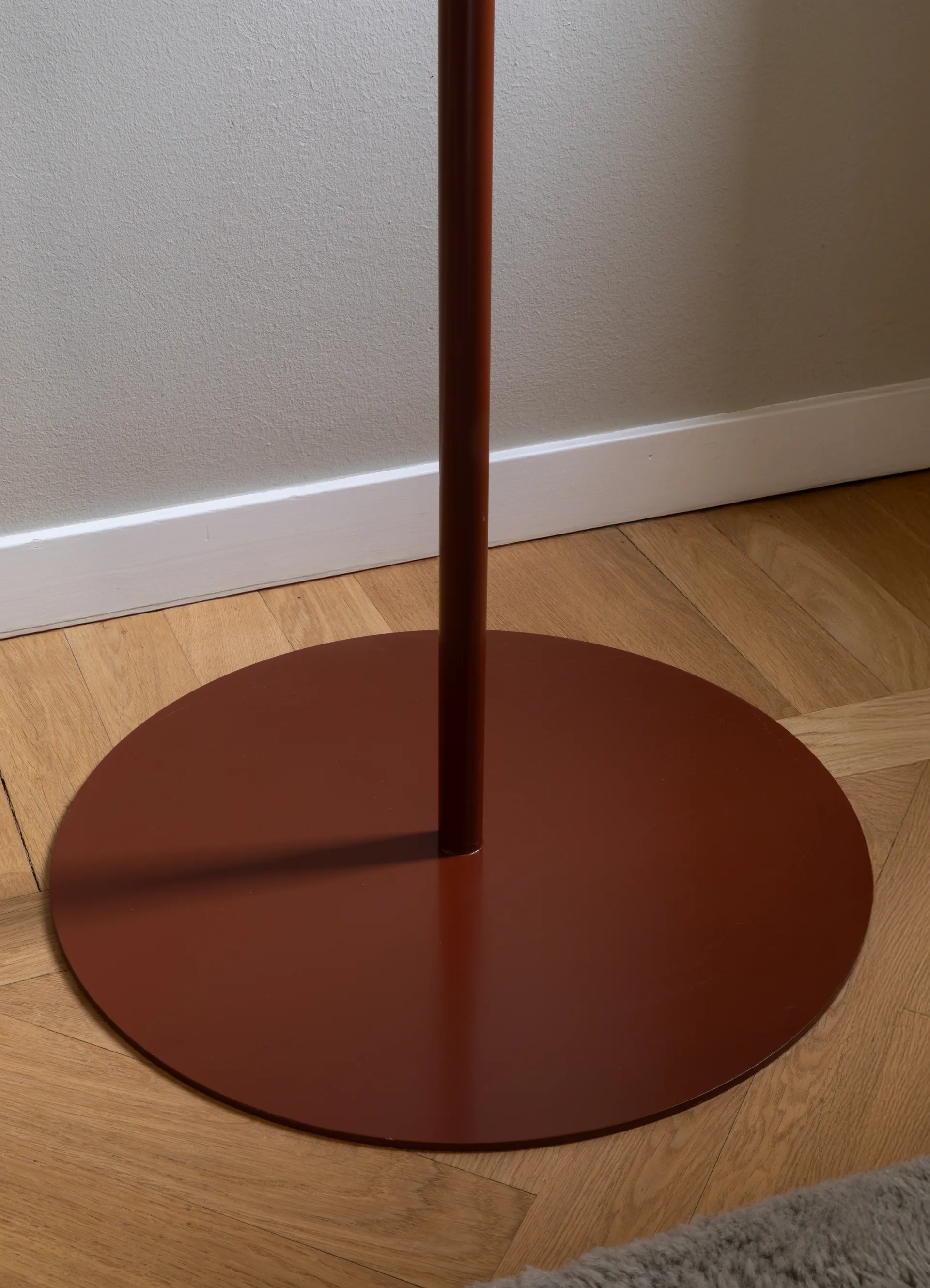 Appendiabiti Bill Floor, Cannella Maze