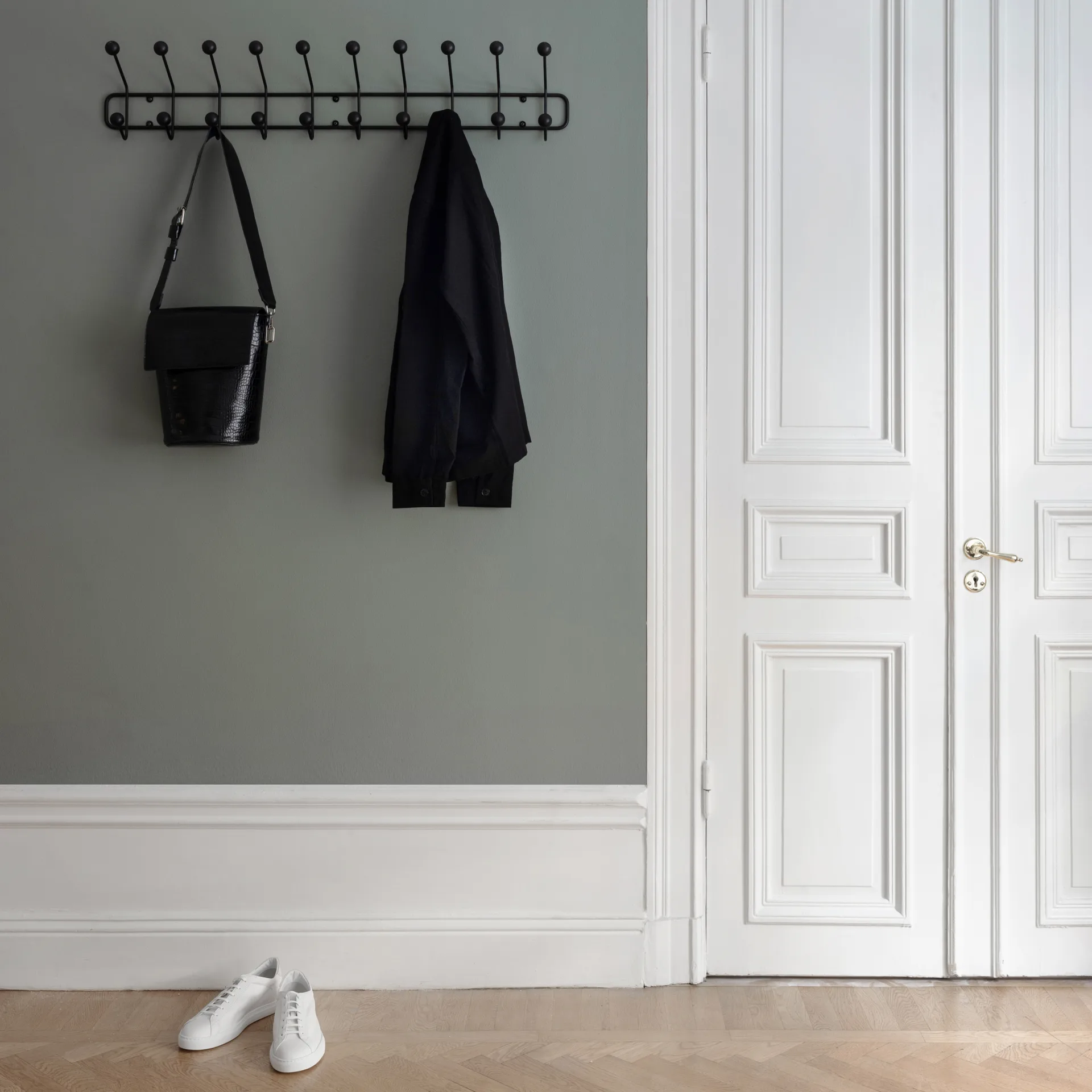 Appendiabiti Bill Horizontal L, nero Maze