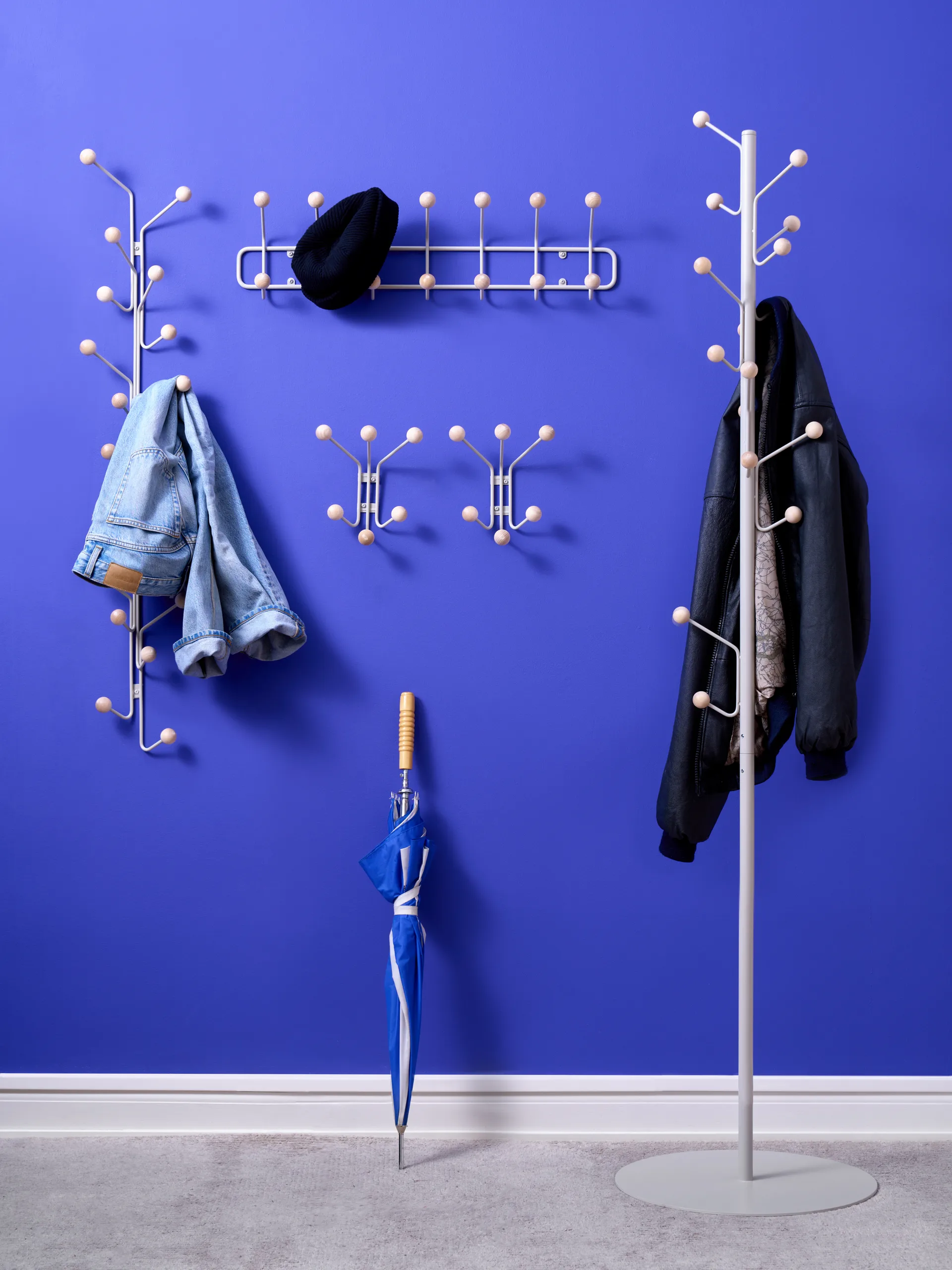 Appendiabiti verticale Bill S, Greige Maze