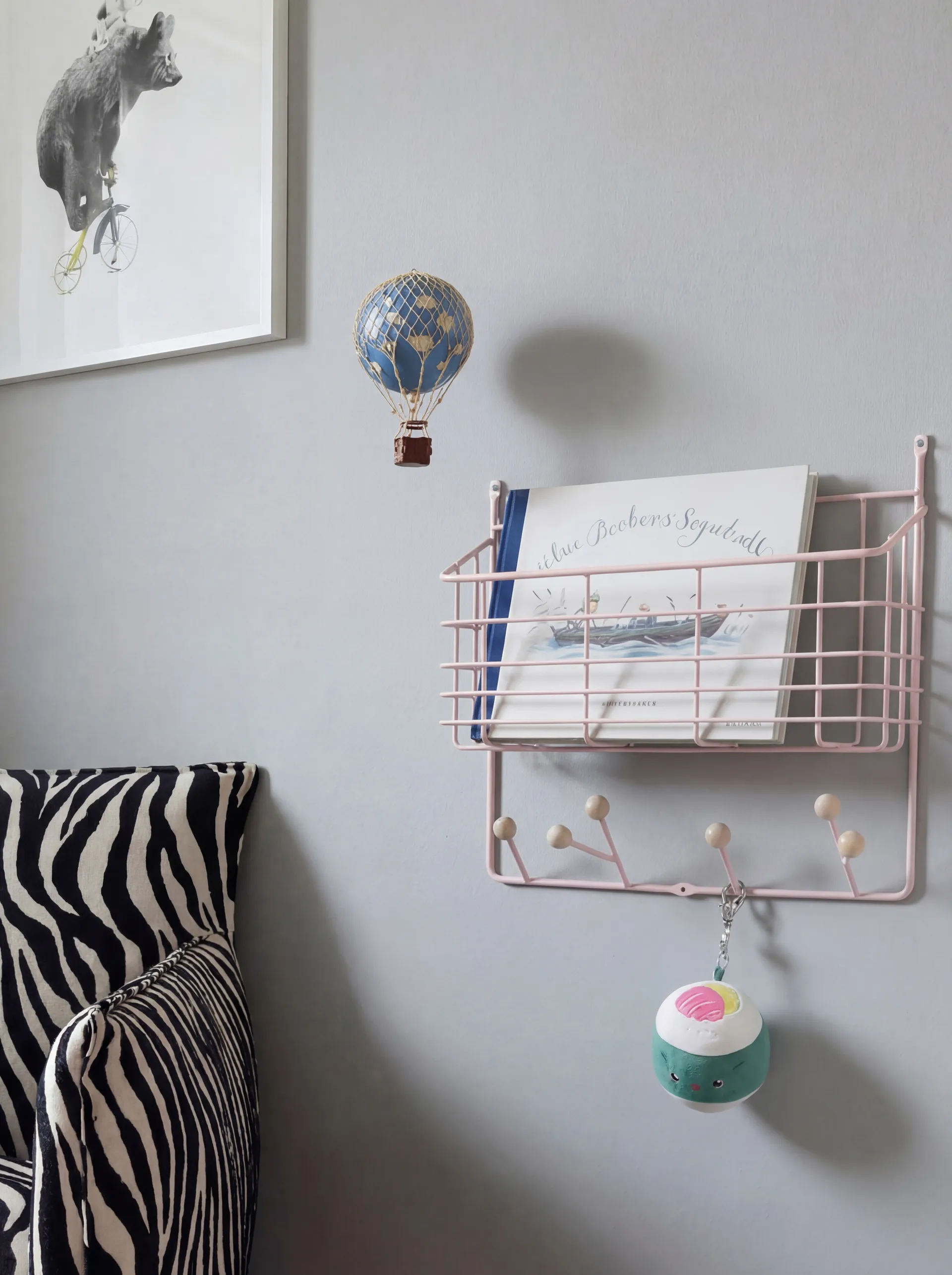 Mensola Mitten junior, Rosa pallido, 38,6×35,2×8,6 cm Maze