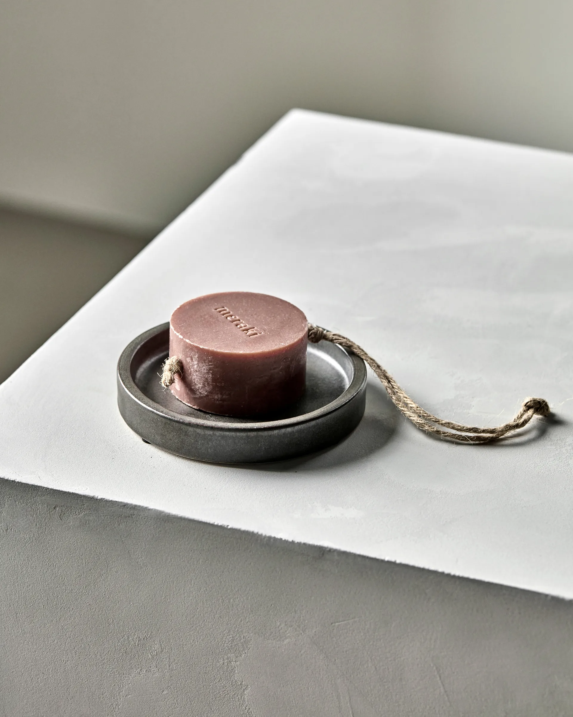 Portasapone Datura Ø12,5 cm, Grigio scuro Meraki