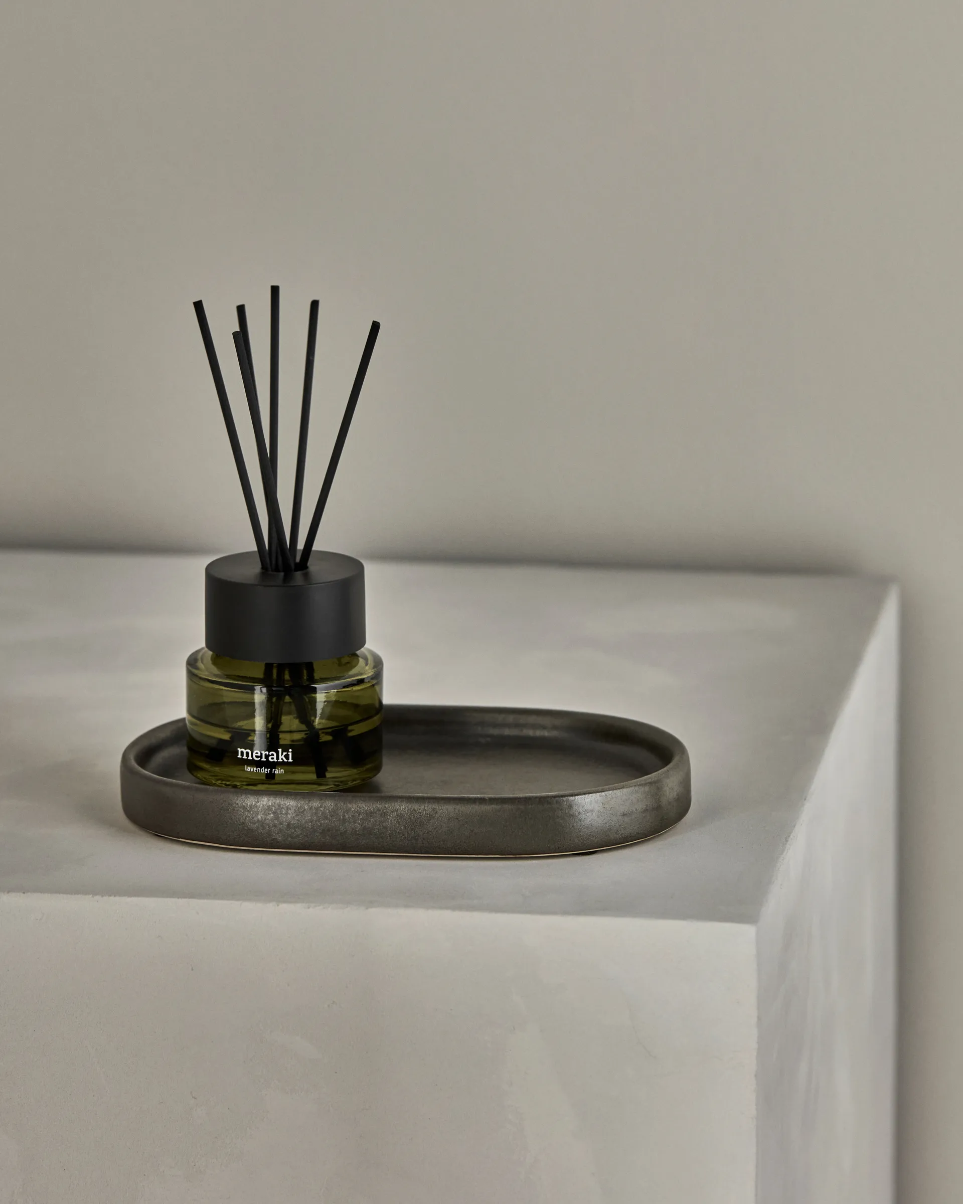 Vassoio Datura 12,5x20 cm, Grigio scuro Meraki