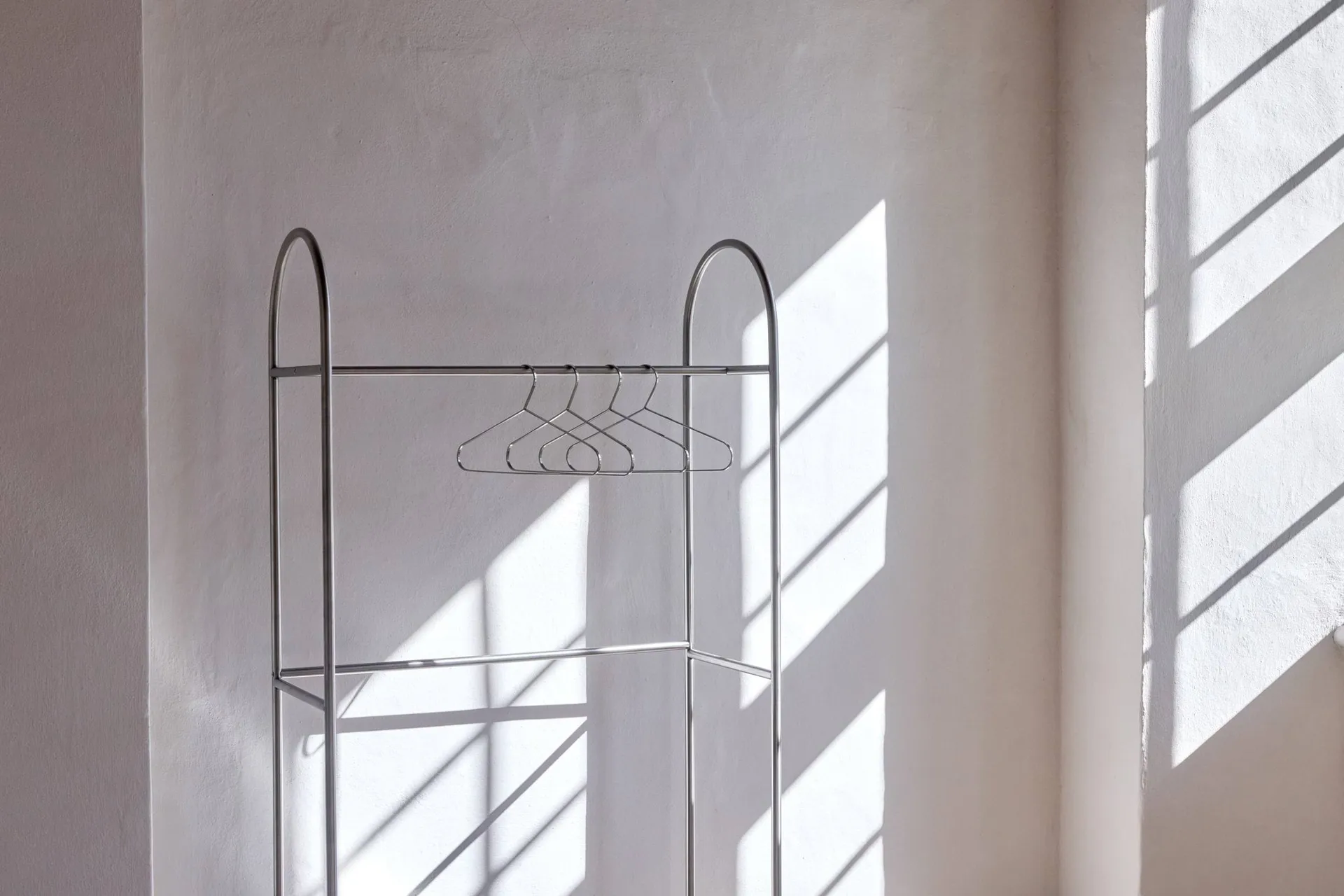 Arch appendiabiti, Color argento, 39x92x186 cm Mette Ditmer
