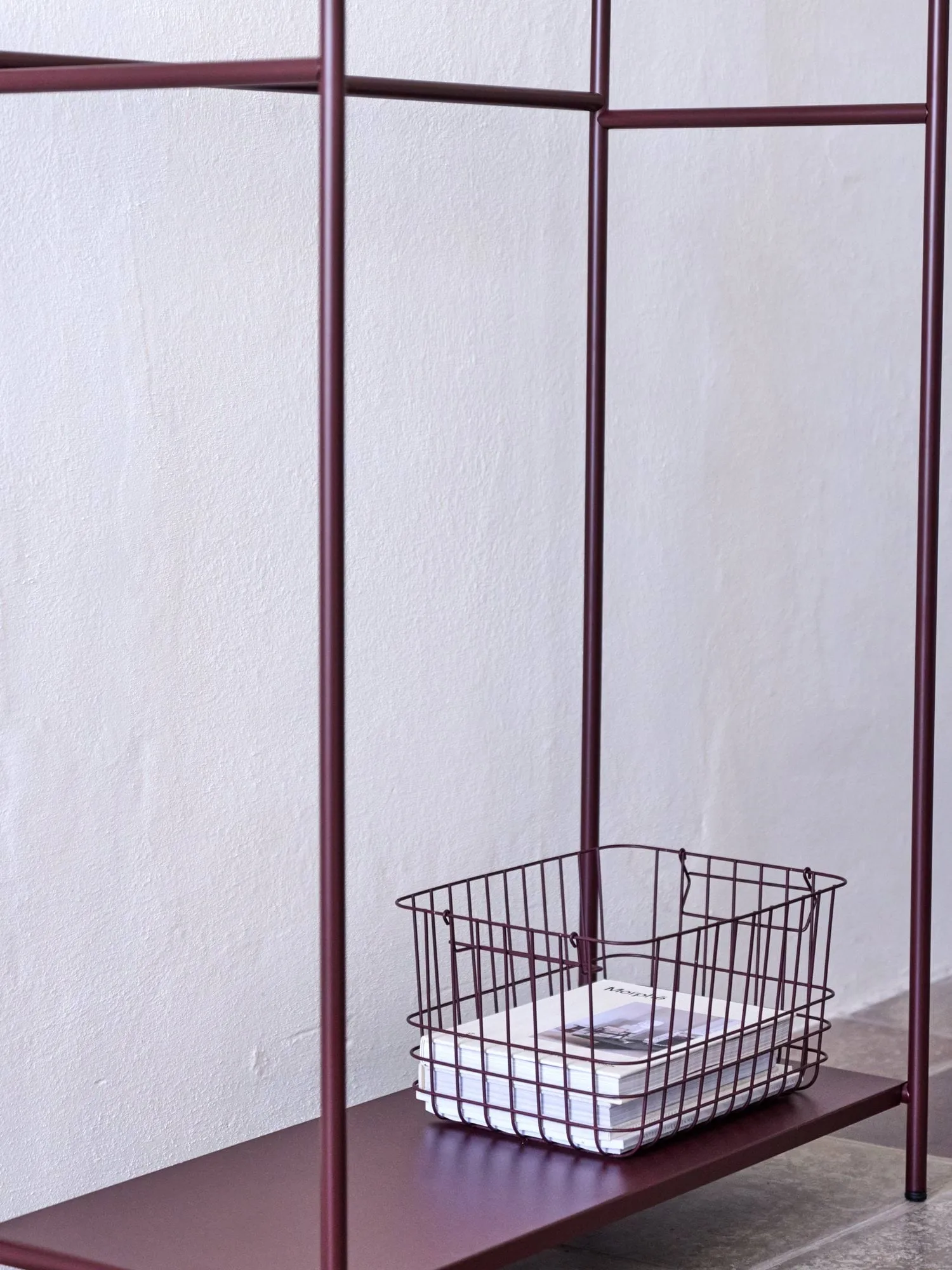 Arch appendiabiti, Rosso, 39x92x186 cm Mette Ditmer
