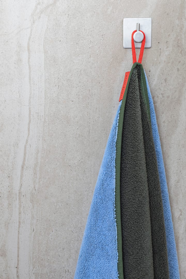 Asciugamano bagno Soft 70x133 cm, Verde oliva scuro-light blue Mette Ditmer