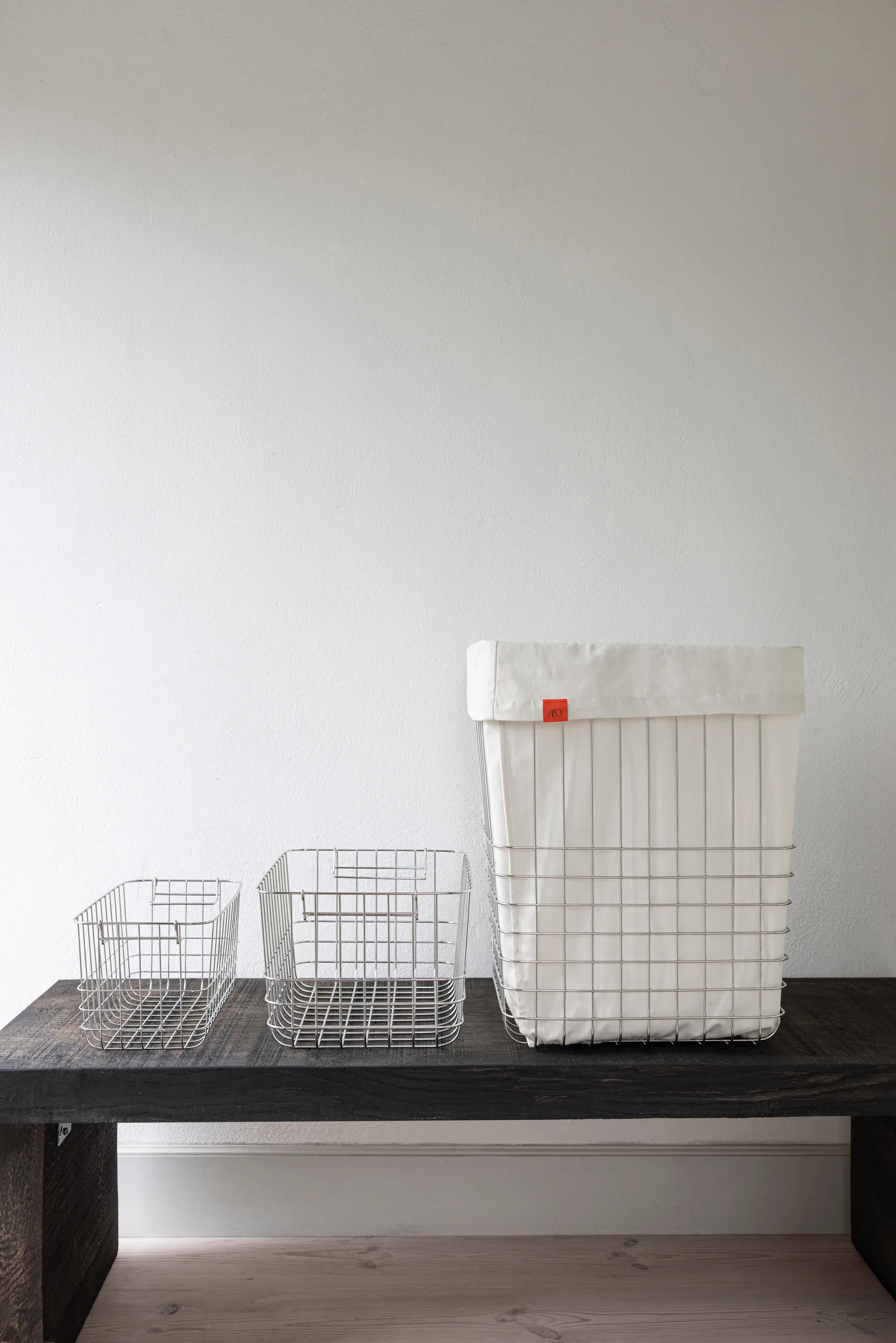 Cesta portaoggetti Store-it con sacco in cotone grande, Chrome Mette Ditmer