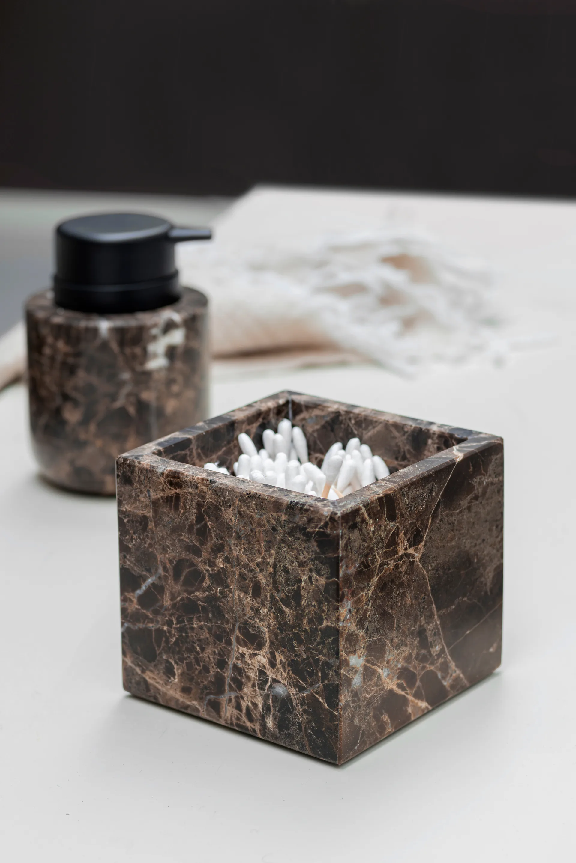 Cubo Marble 8,5x8,5 cm, Marrone Mette Ditmer