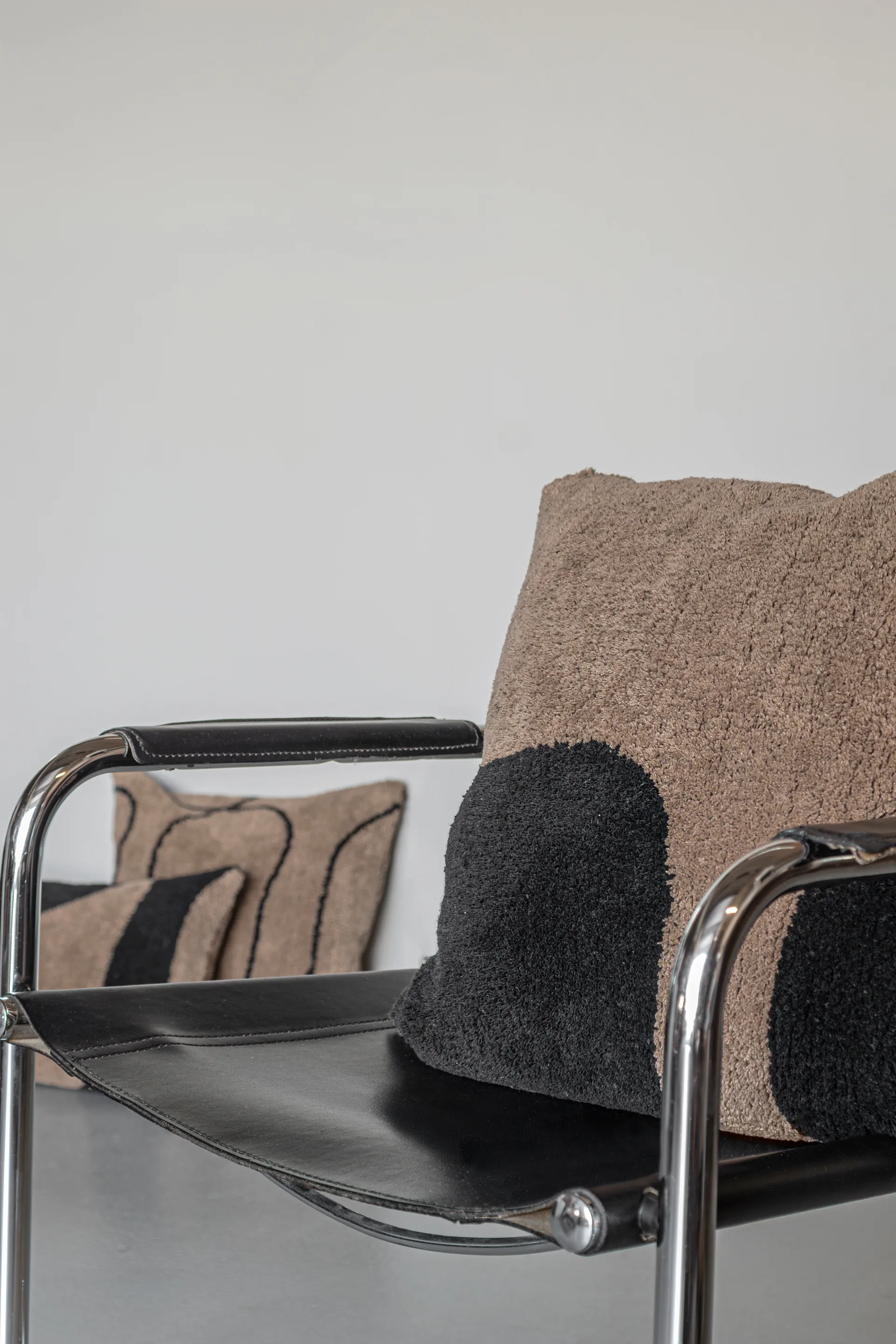 Fodera per cuscino tuftata Figura 50x50 cm, Marrone Mette Ditmer