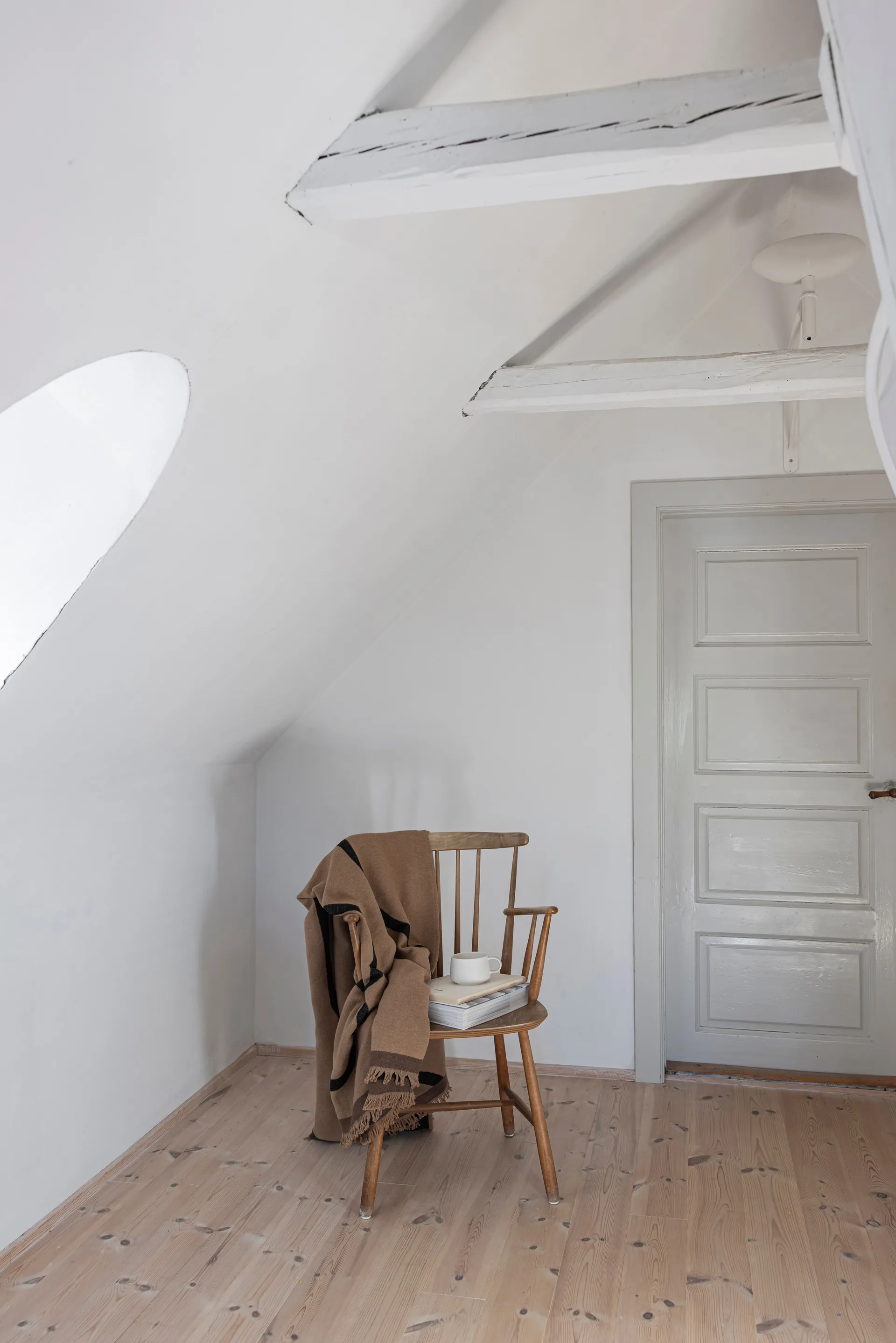 Plaid Shadow, Latte-black, 130x175 cm Mette Ditmer