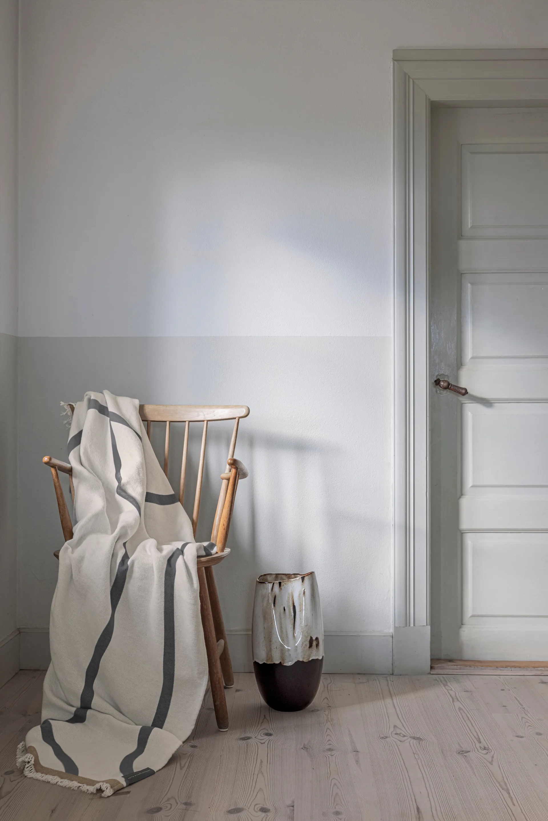 Plaid Shadow, Off-white-grigio, 130x175 cm Mette Ditmer