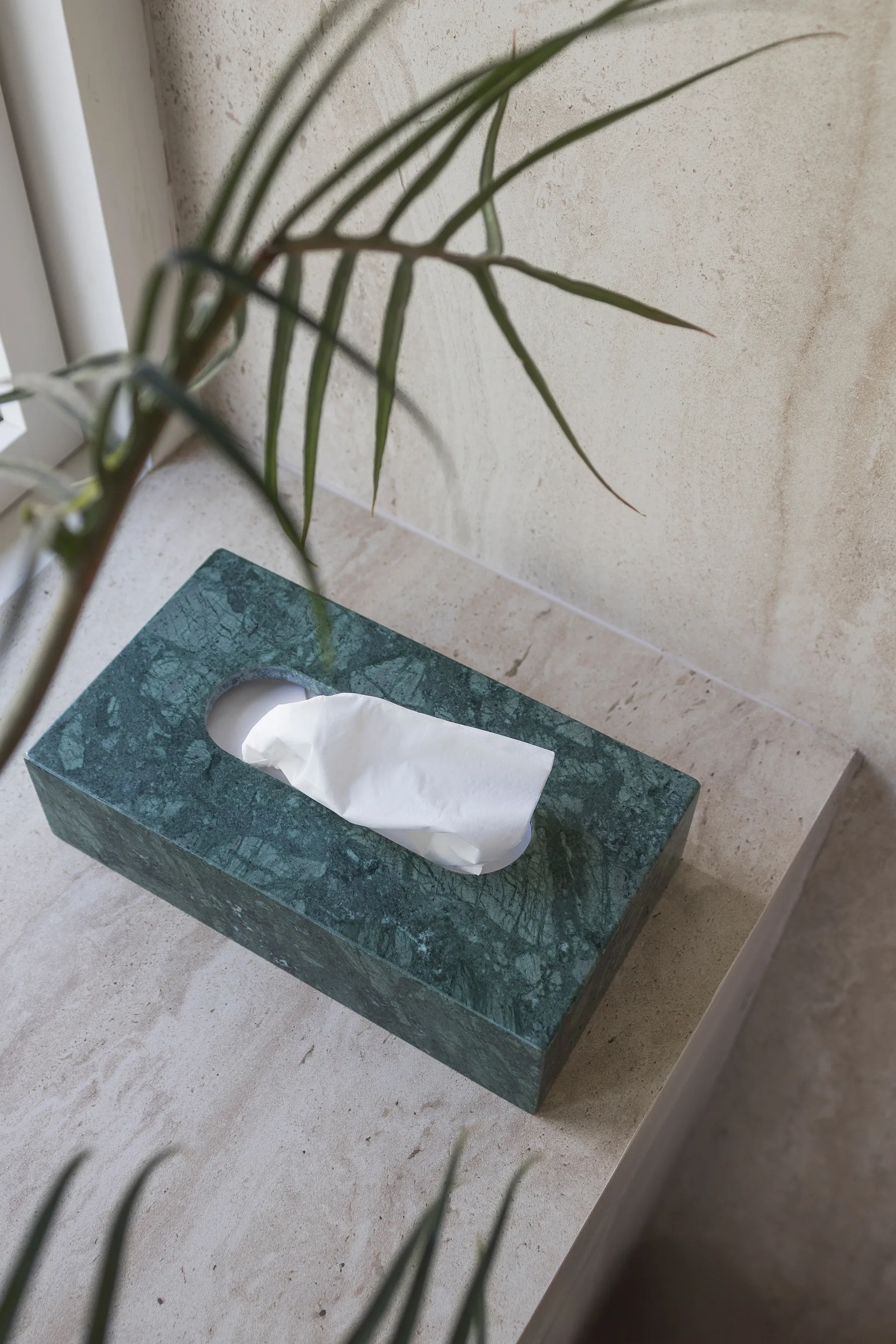 Portafazzoletti Marble 14x25,5 cm, Dark forest Mette Ditmer
